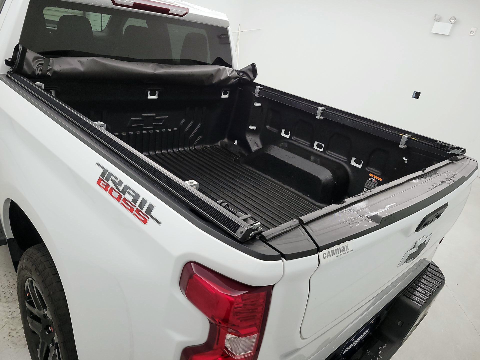 Thumbnail: 2023 Chevrolet Silverado 1500 - 18