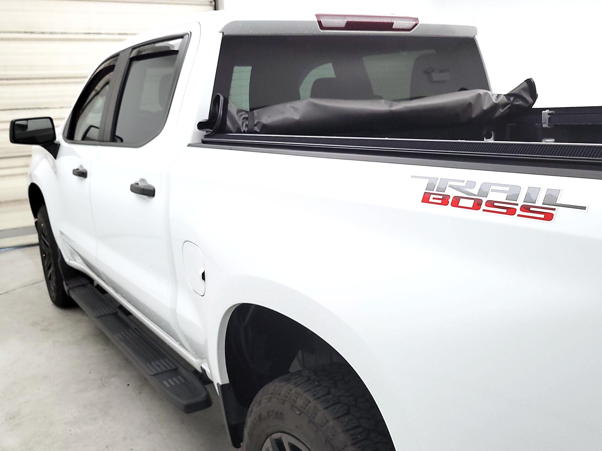 Thumbnail: 2023 Chevrolet Silverado 1500 - 7