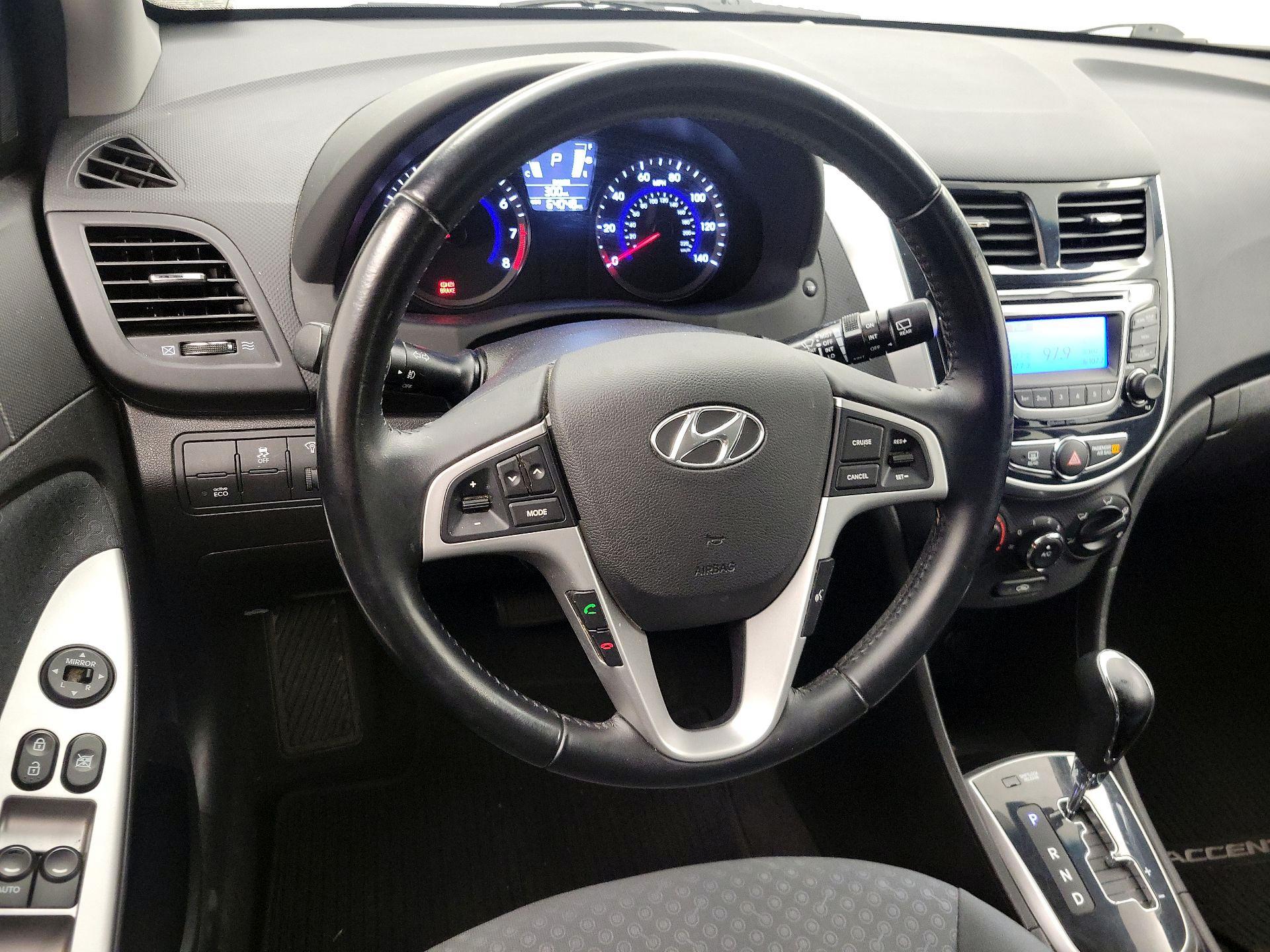 Thumbnail: 2014 Hyundai Accent - 10