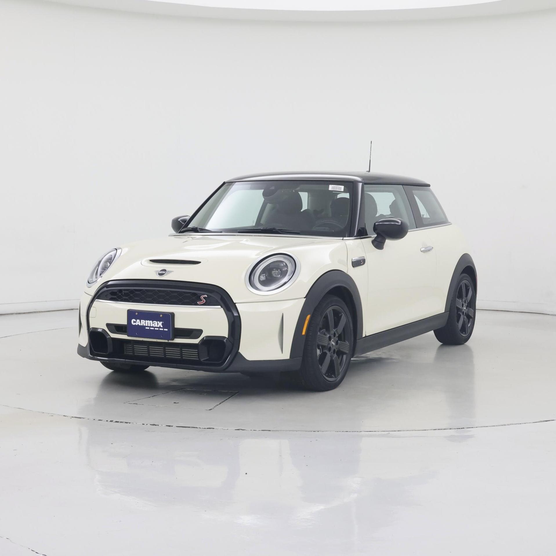 Thumbnail: 2022 MINI Cooper Hardtop - 4