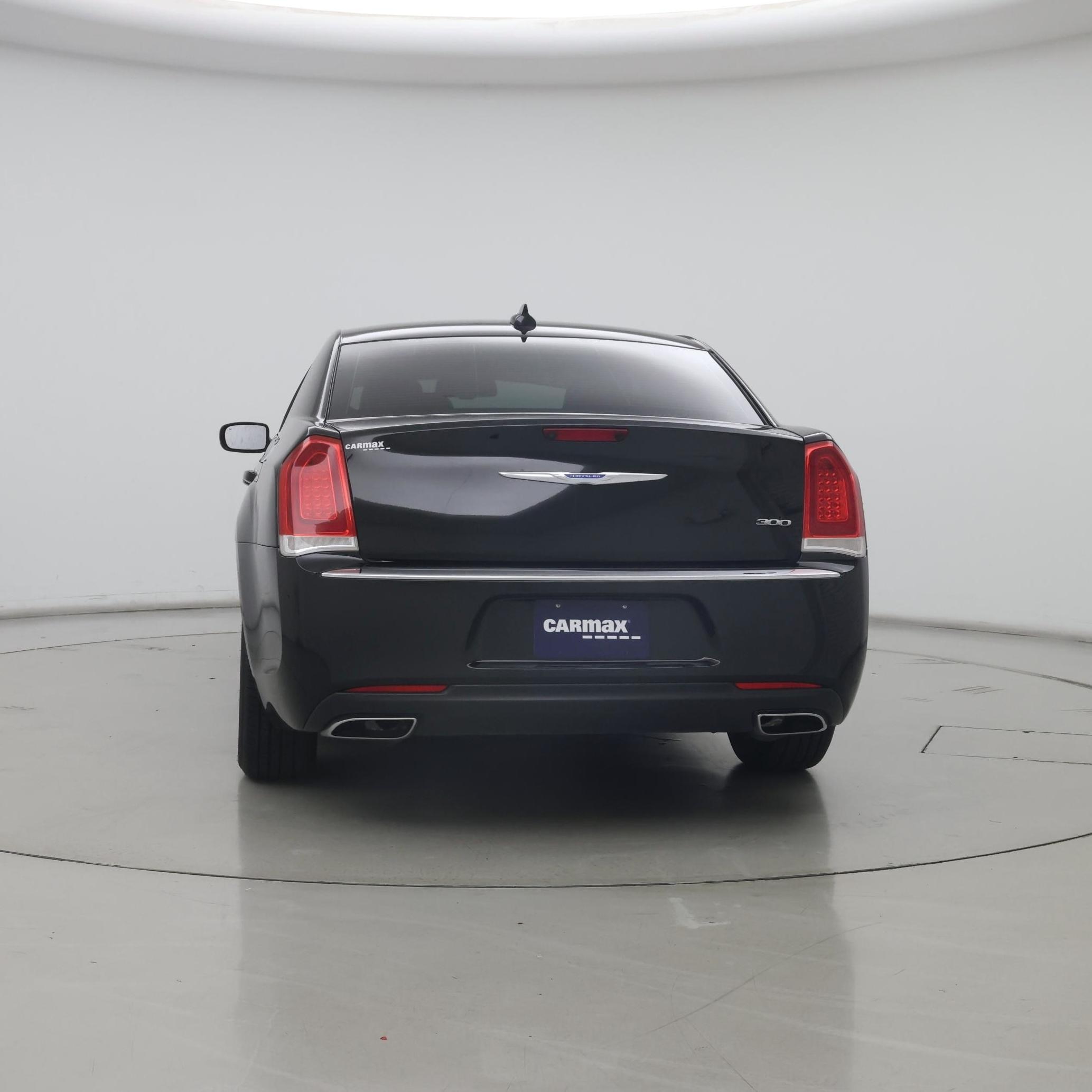 Thumbnail: 2017 Chrysler 300 - 6