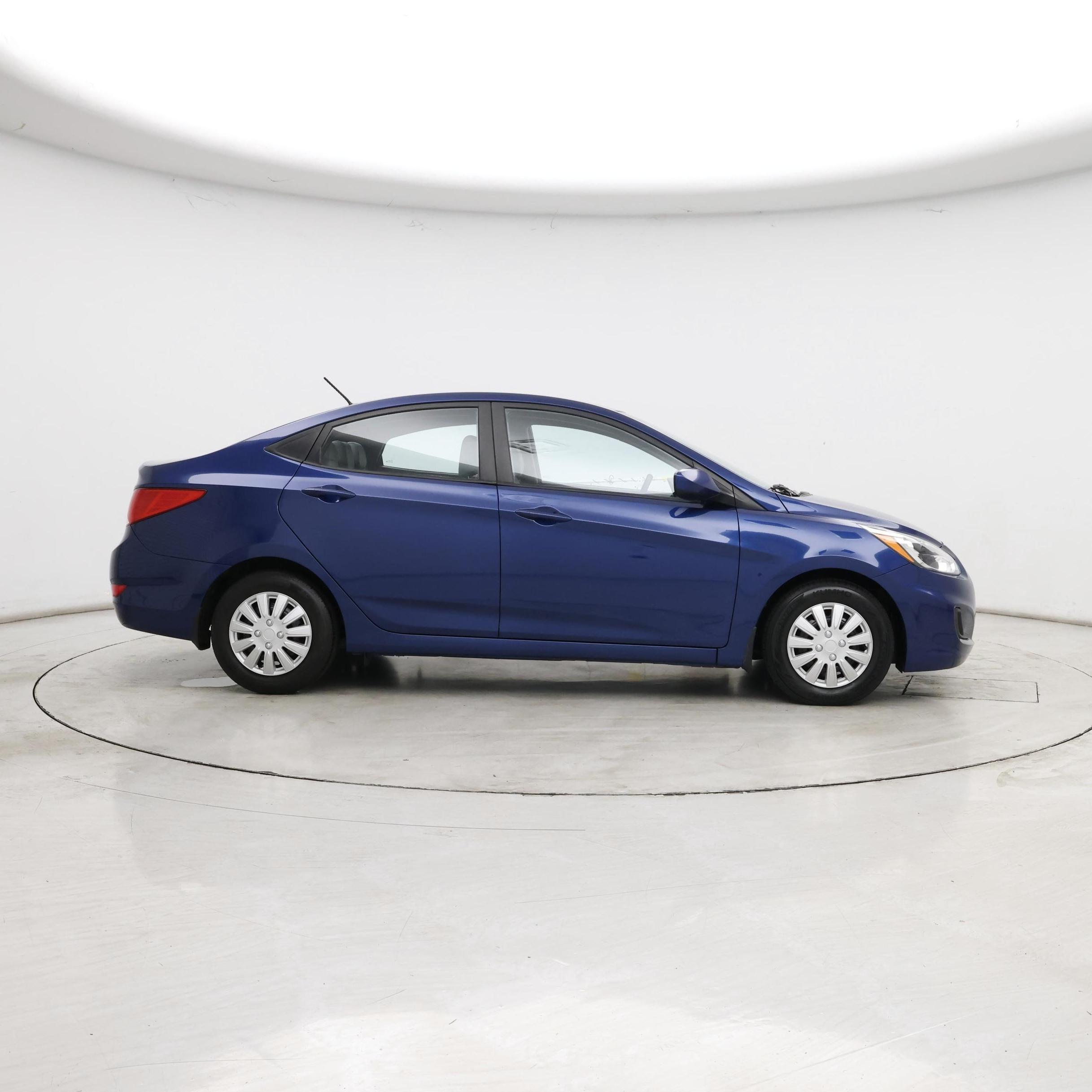 Thumbnail: 2015 Hyundai Accent - 7