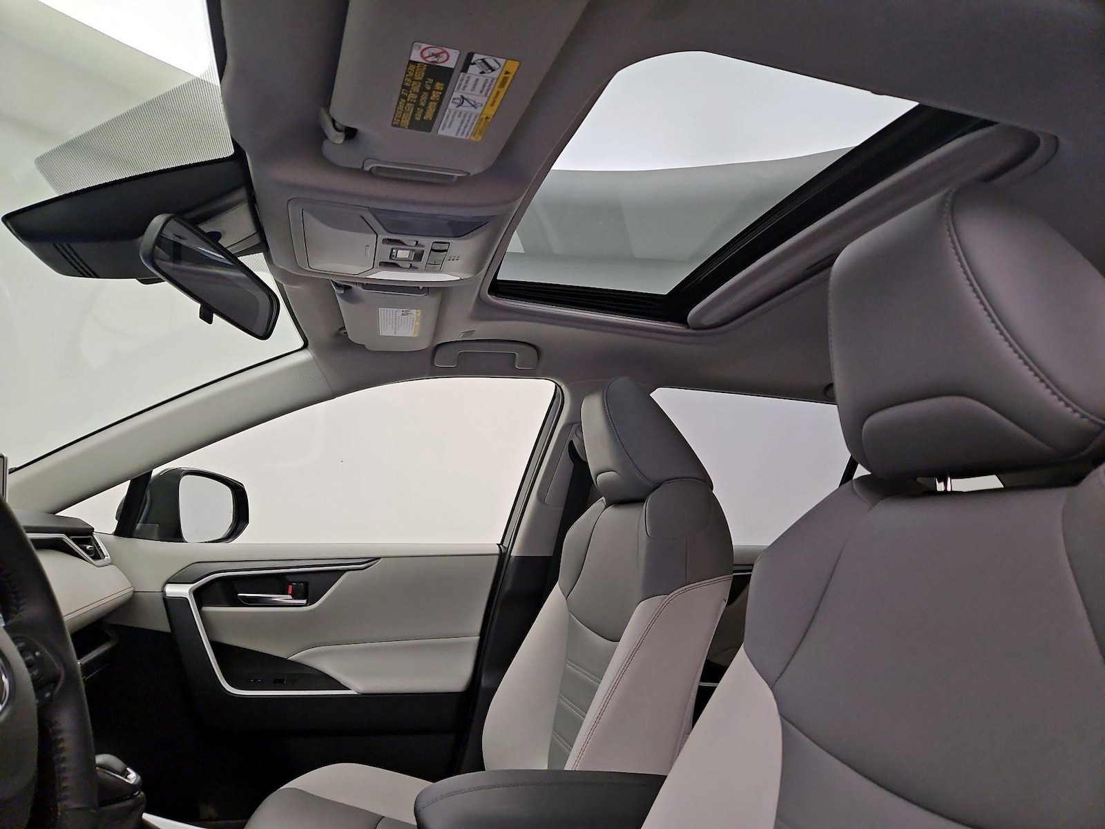2025 Toyota RAV4 XLE Premium - Photo 20