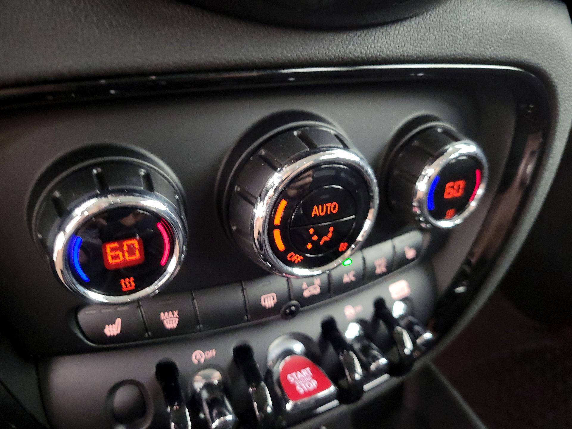 Thumbnail: 2021 MINI Cooper Clubman - 16