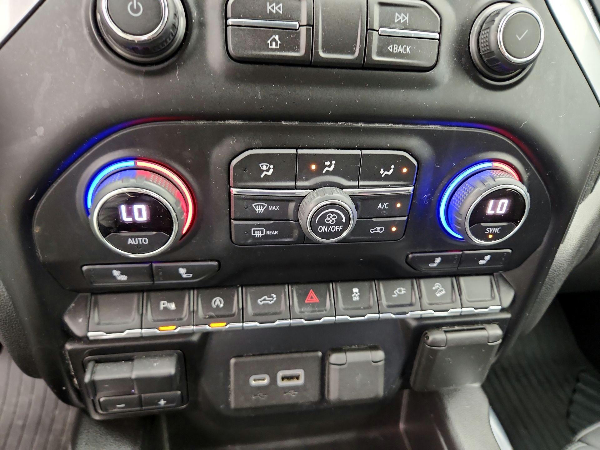 Thumbnail: 2021 Chevrolet Silverado 1500 - 16
