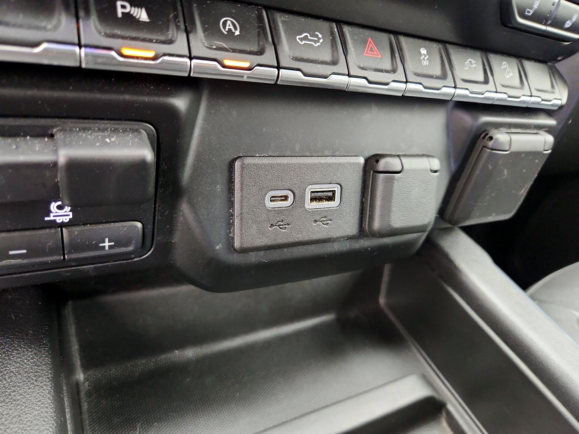 Thumbnail: 2021 Chevrolet Silverado 1500 - 18