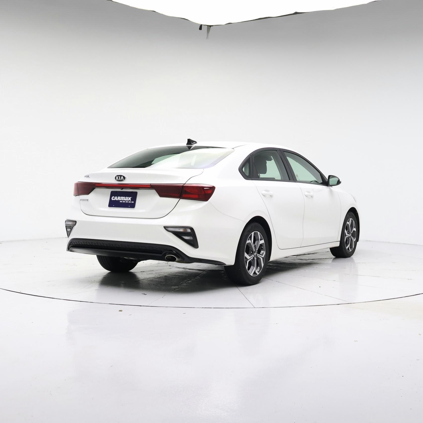 Thumbnail: 2020 Kia Forte - 8