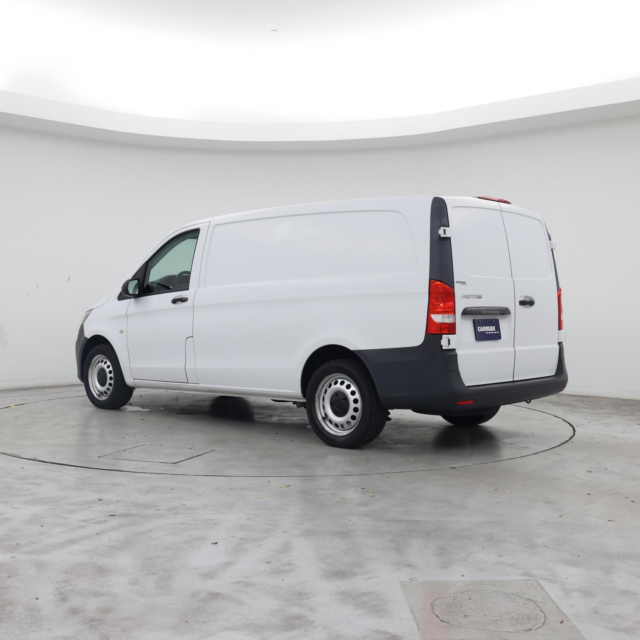 Thumbnail: 2017 Mercedes-Benz Metris - 2