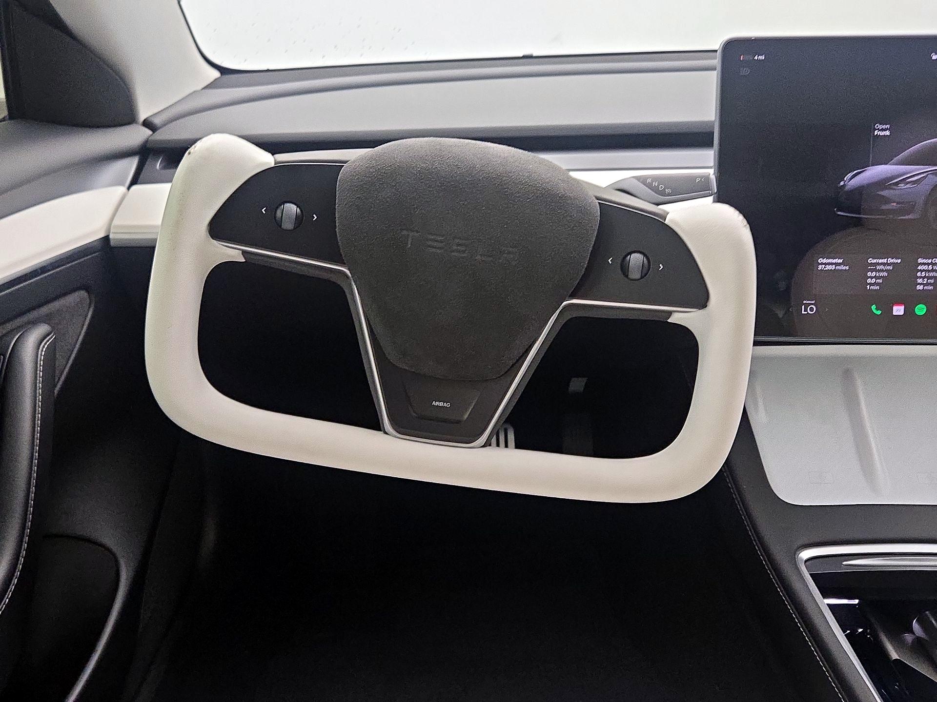Thumbnail: 2023 Tesla Model 3 - 10