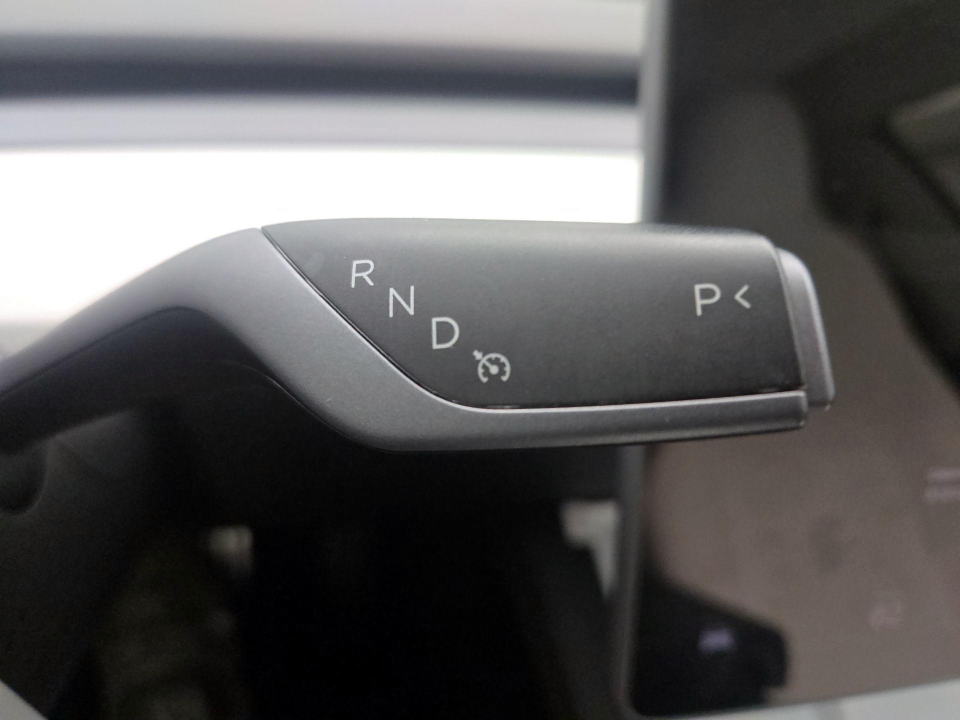 Thumbnail: 2023 Tesla Model 3 - 16