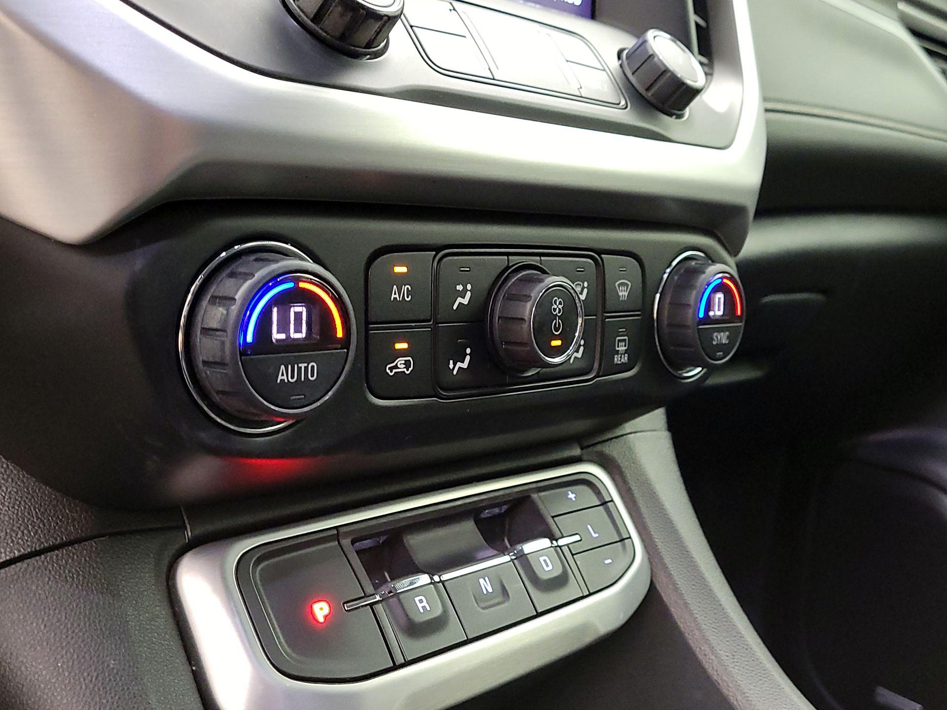 Thumbnail: 2020 GMC Acadia - 17