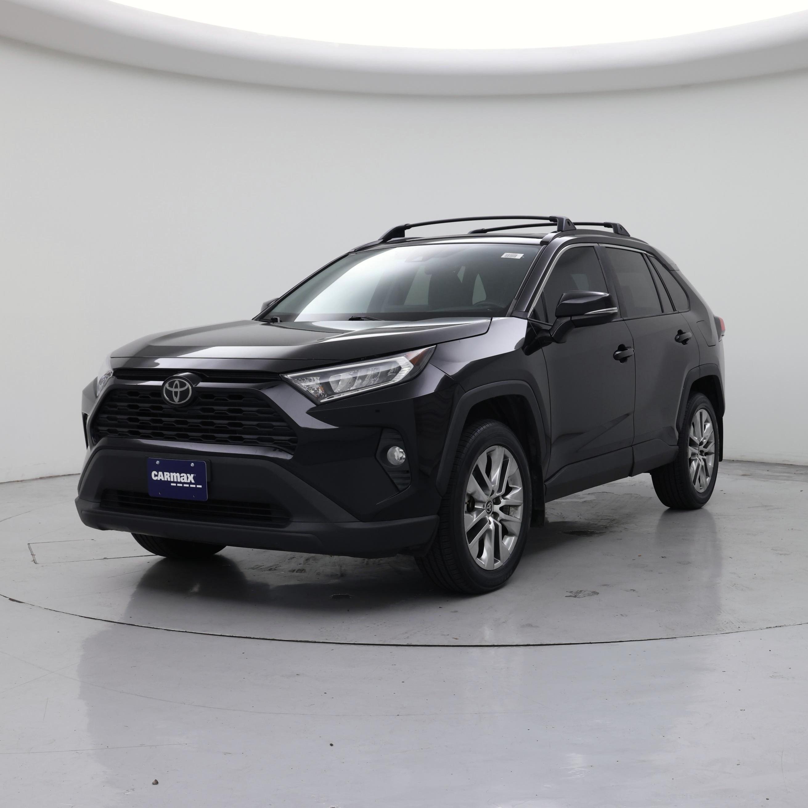 Thumbnail: 2021 Toyota RAV4 - 4
