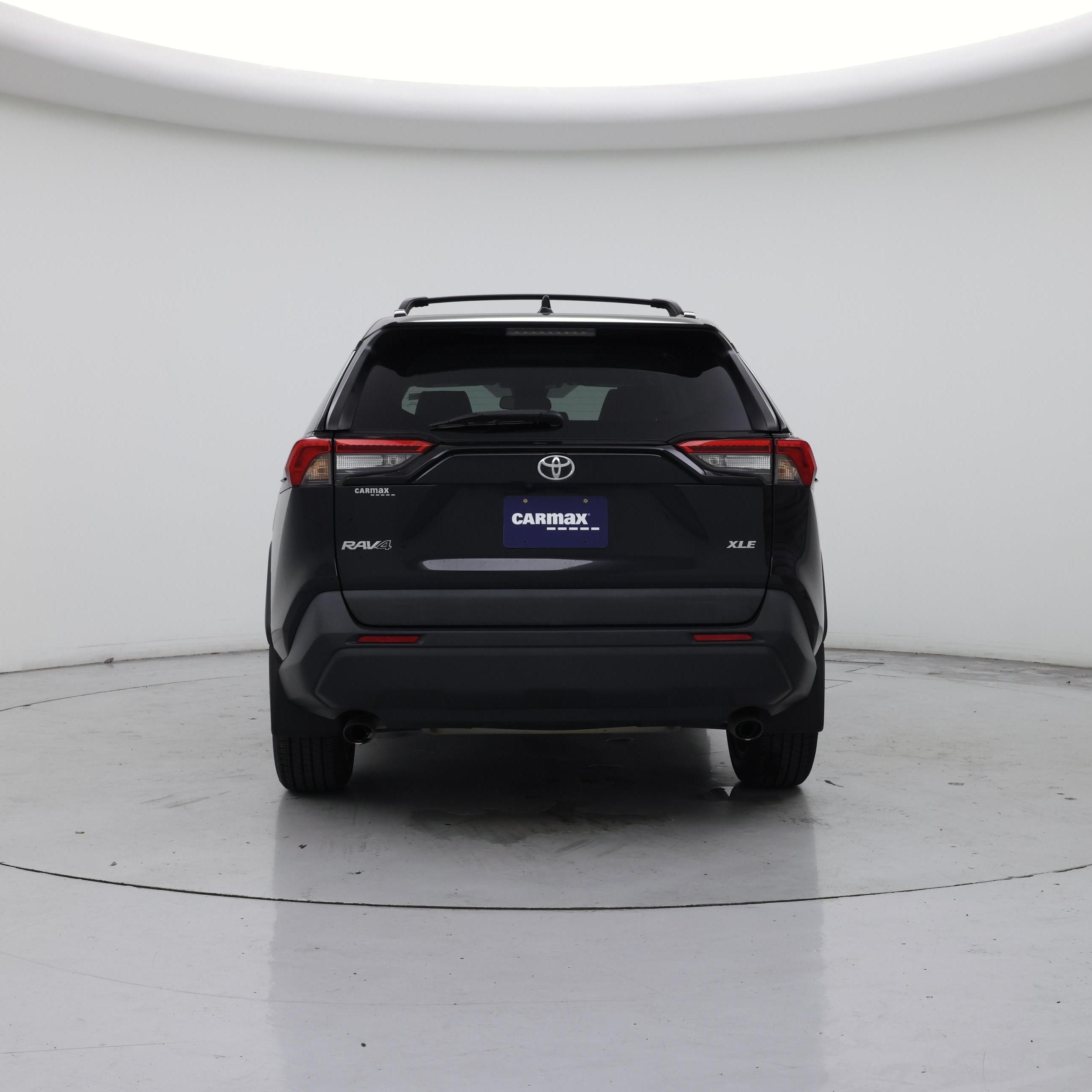 Thumbnail: 2021 Toyota RAV4 - 6