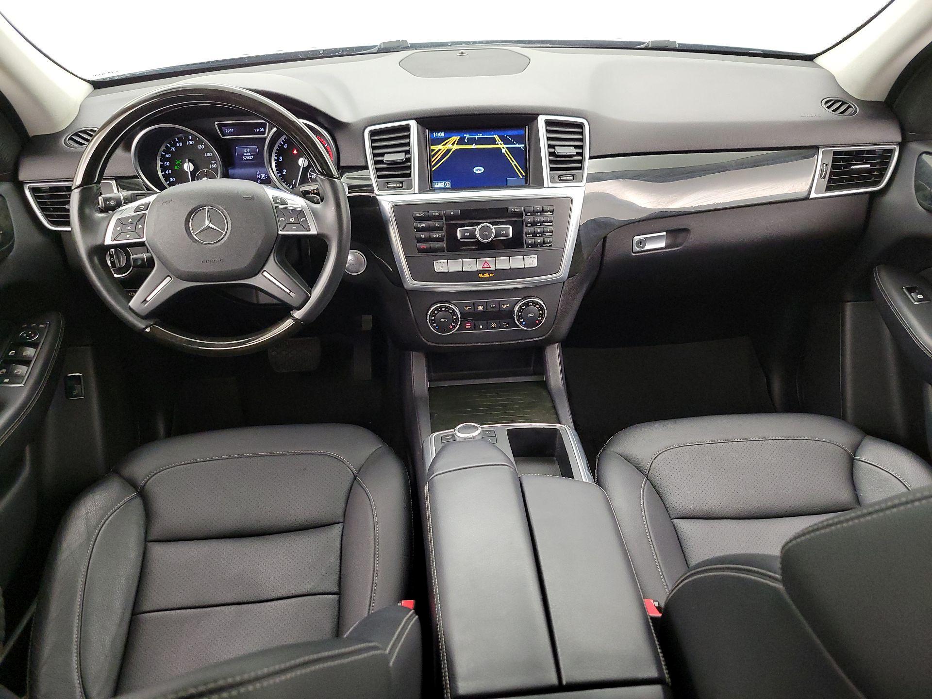 Thumbnail: 2015 Mercedes-Benz M-Class - 9