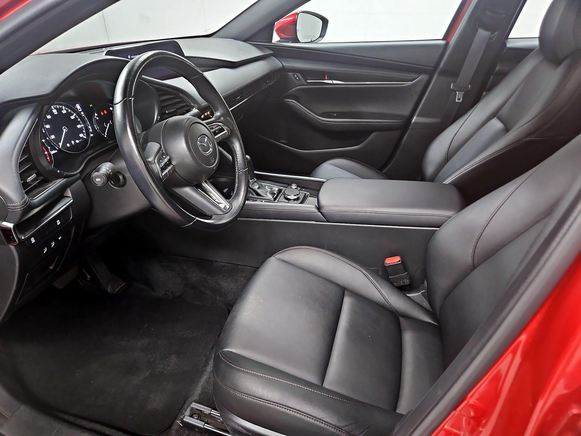 Thumbnail: 2022 Mazda Mazda3 - 11