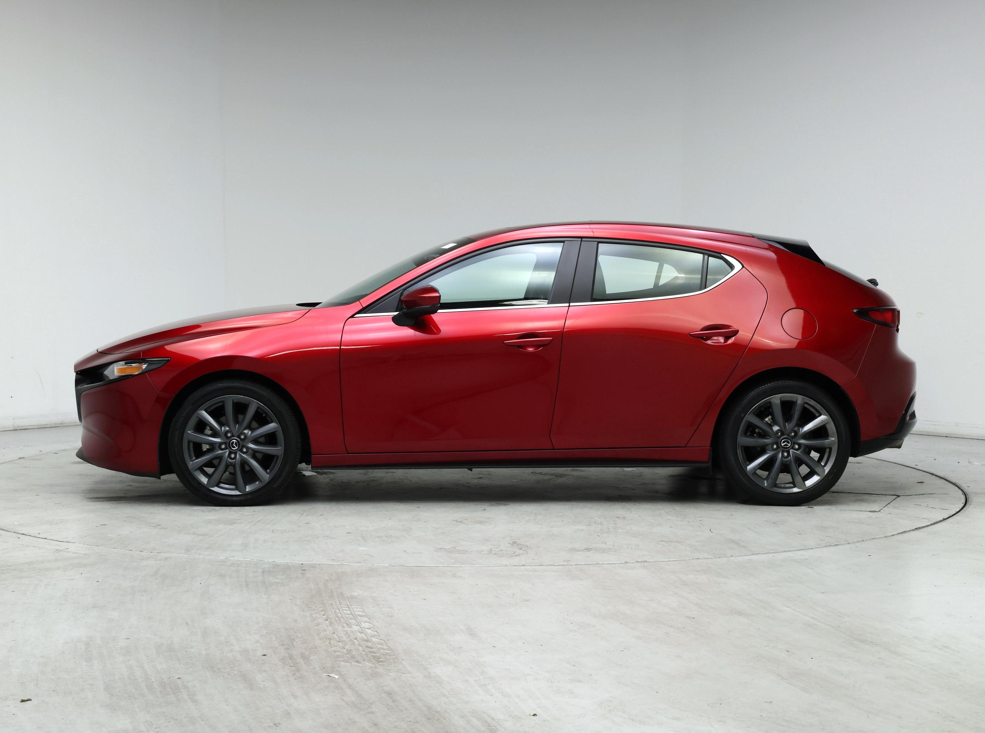Thumbnail: 2022 Mazda Mazda3 - 3