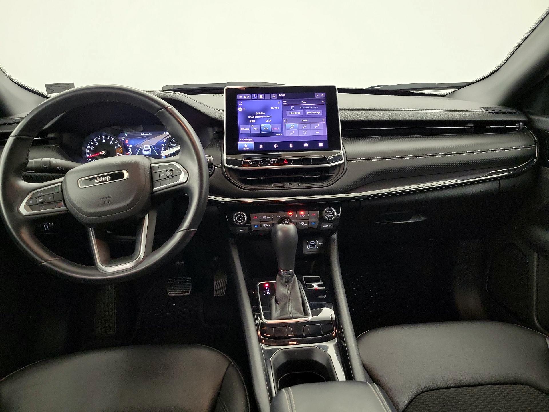 Thumbnail: 2022 Jeep Compass - 9