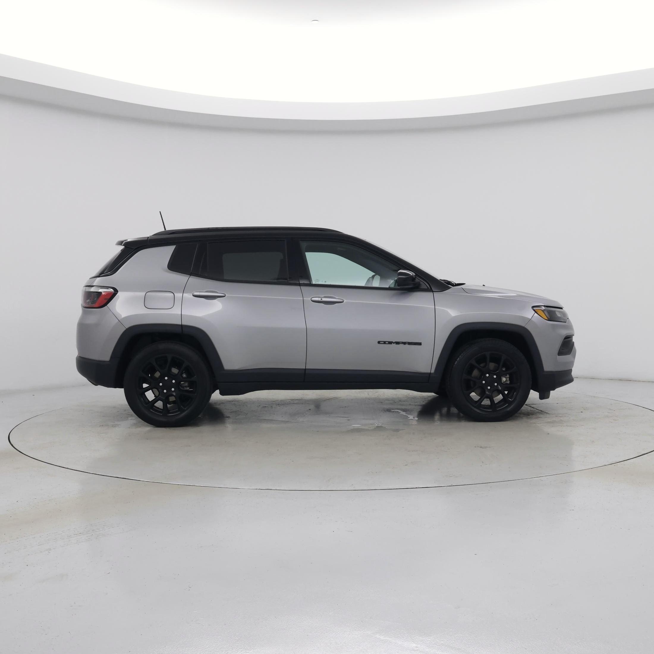 Thumbnail: 2022 Jeep Compass - 7