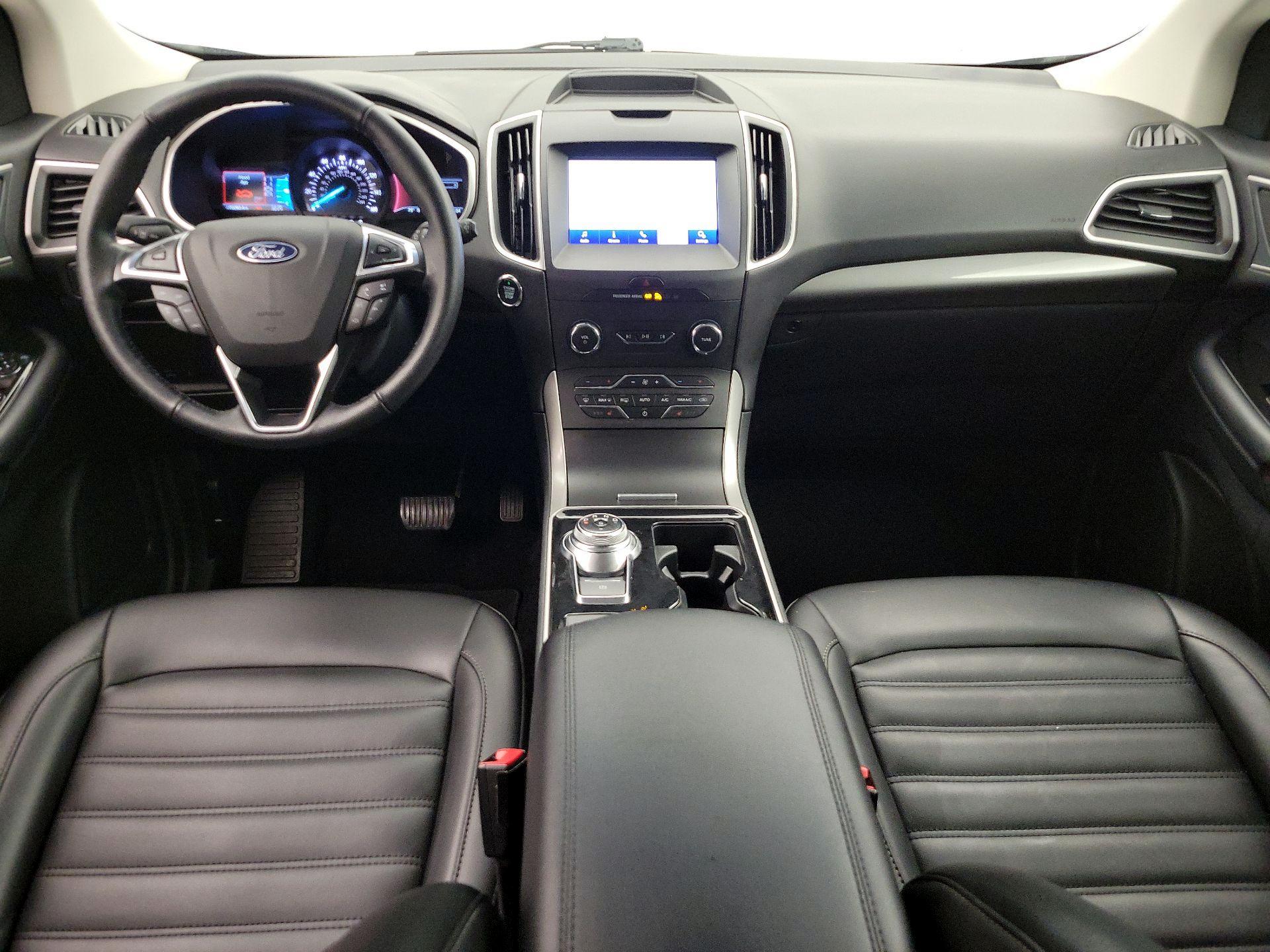 Thumbnail: 2020 Ford Edge - 9