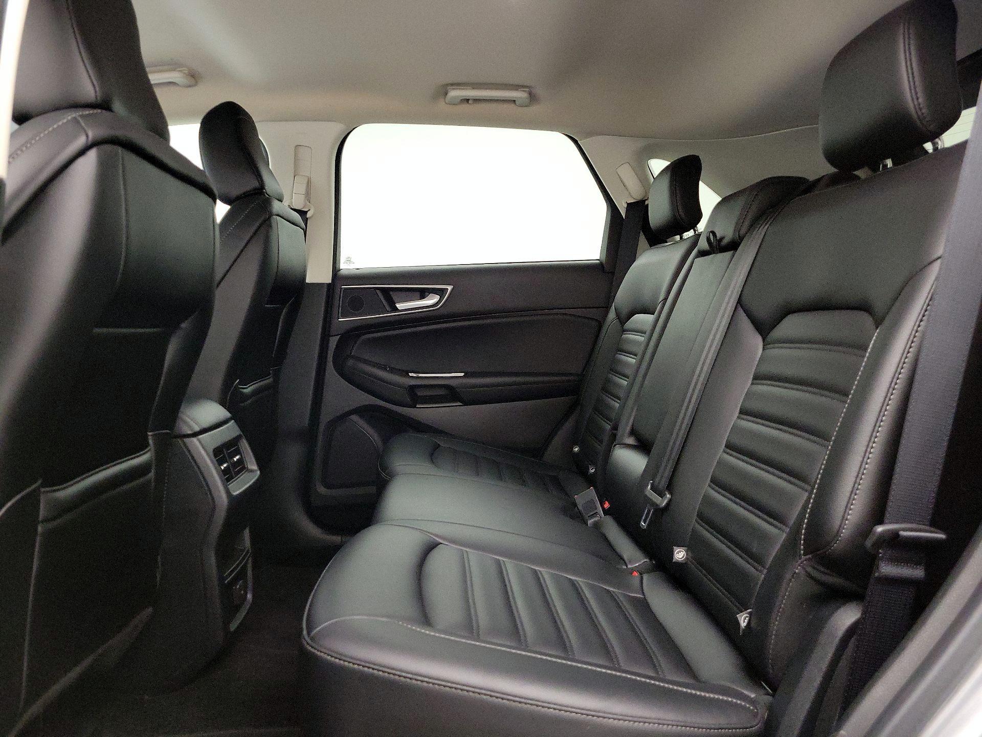 Thumbnail: 2020 Ford Edge - 19