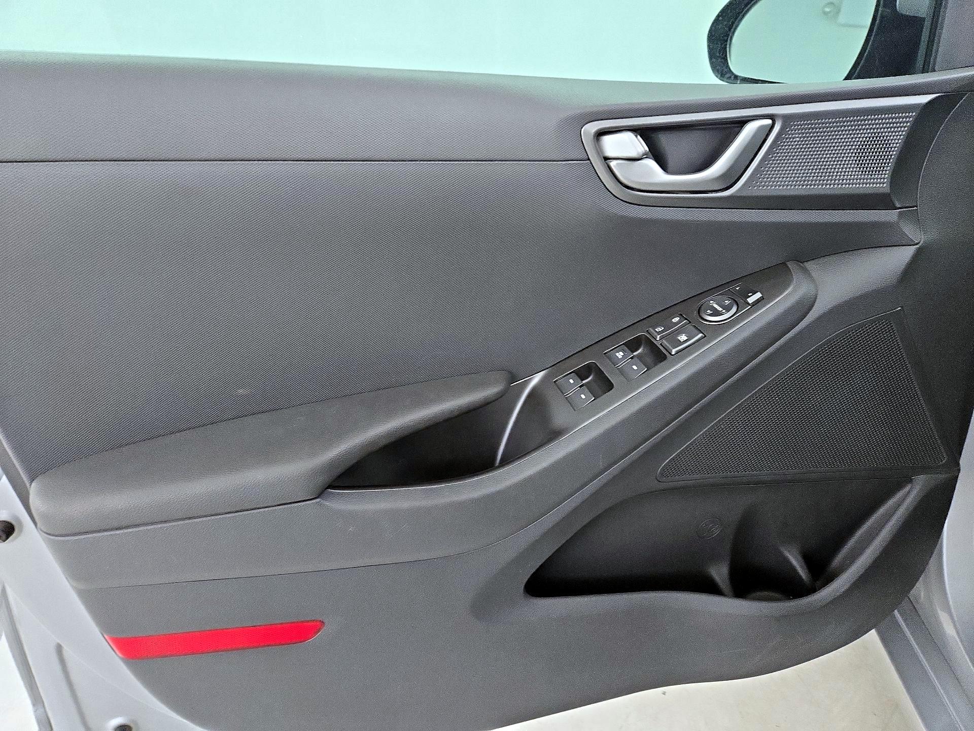 Thumbnail: 2020 Hyundai Ioniq - 12