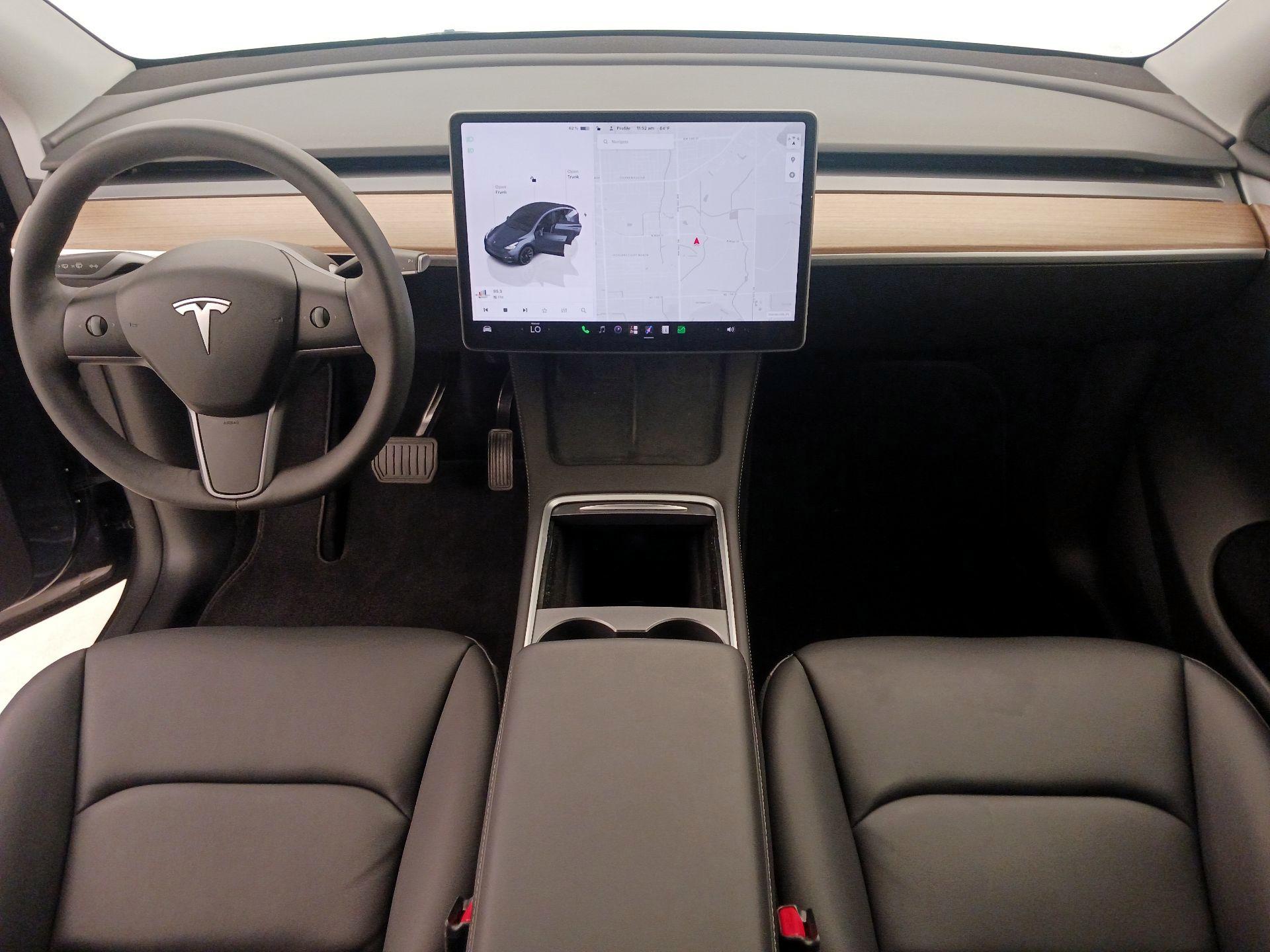 Thumbnail: 2023 Tesla Model Y - 9