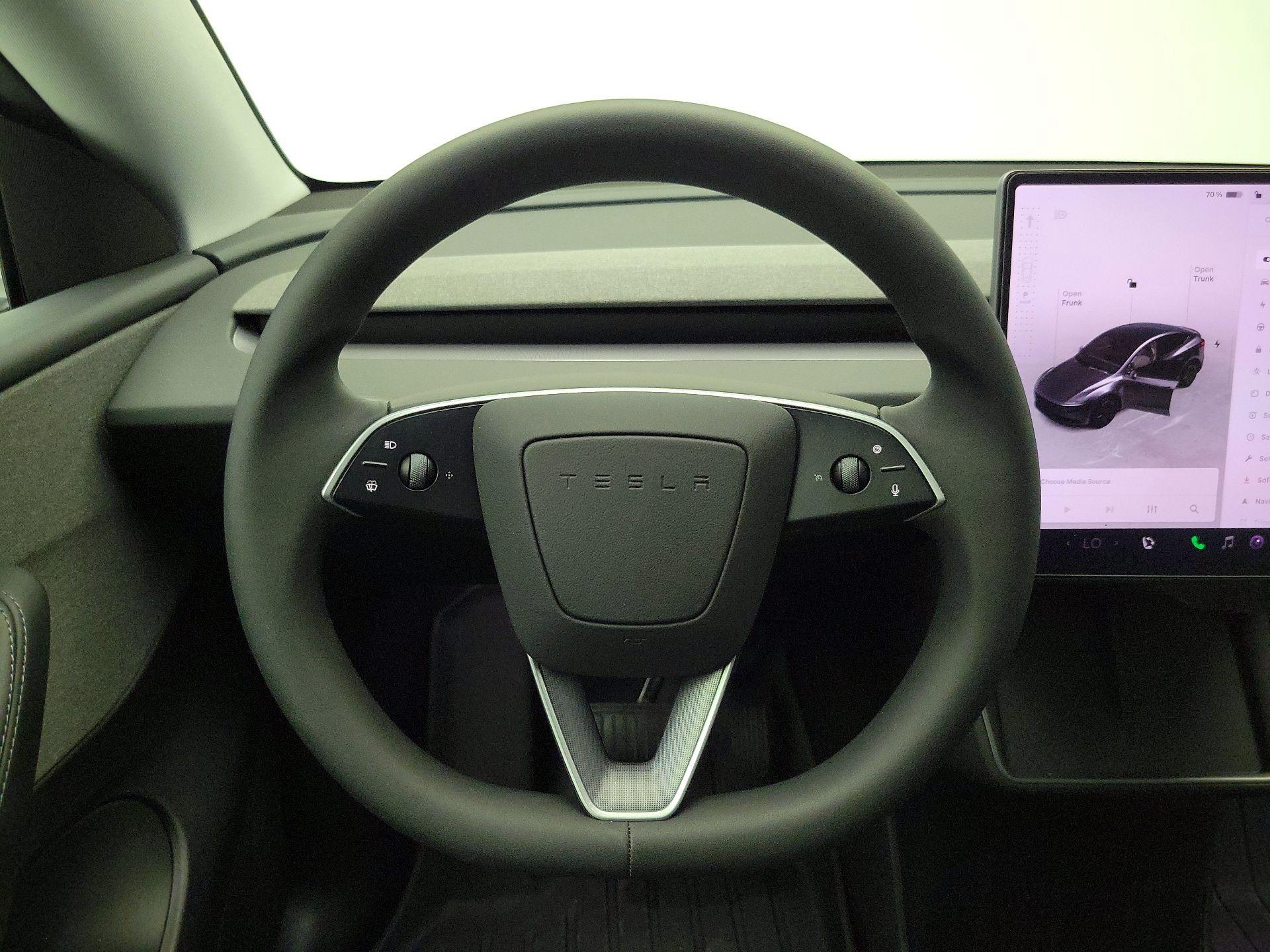 Thumbnail: 2026 Tesla Model Y - 10