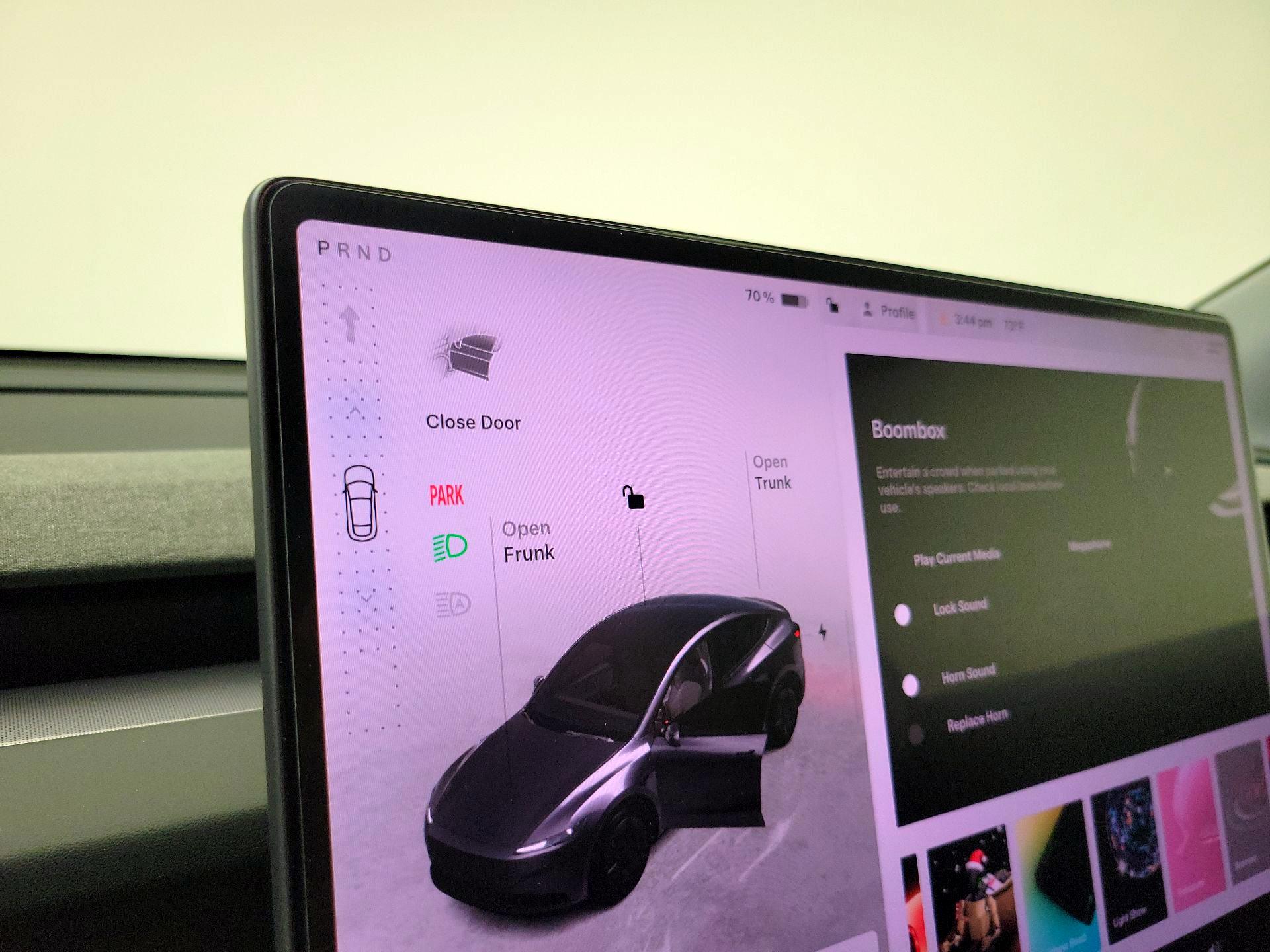 Thumbnail: 2026 Tesla Model Y - 17