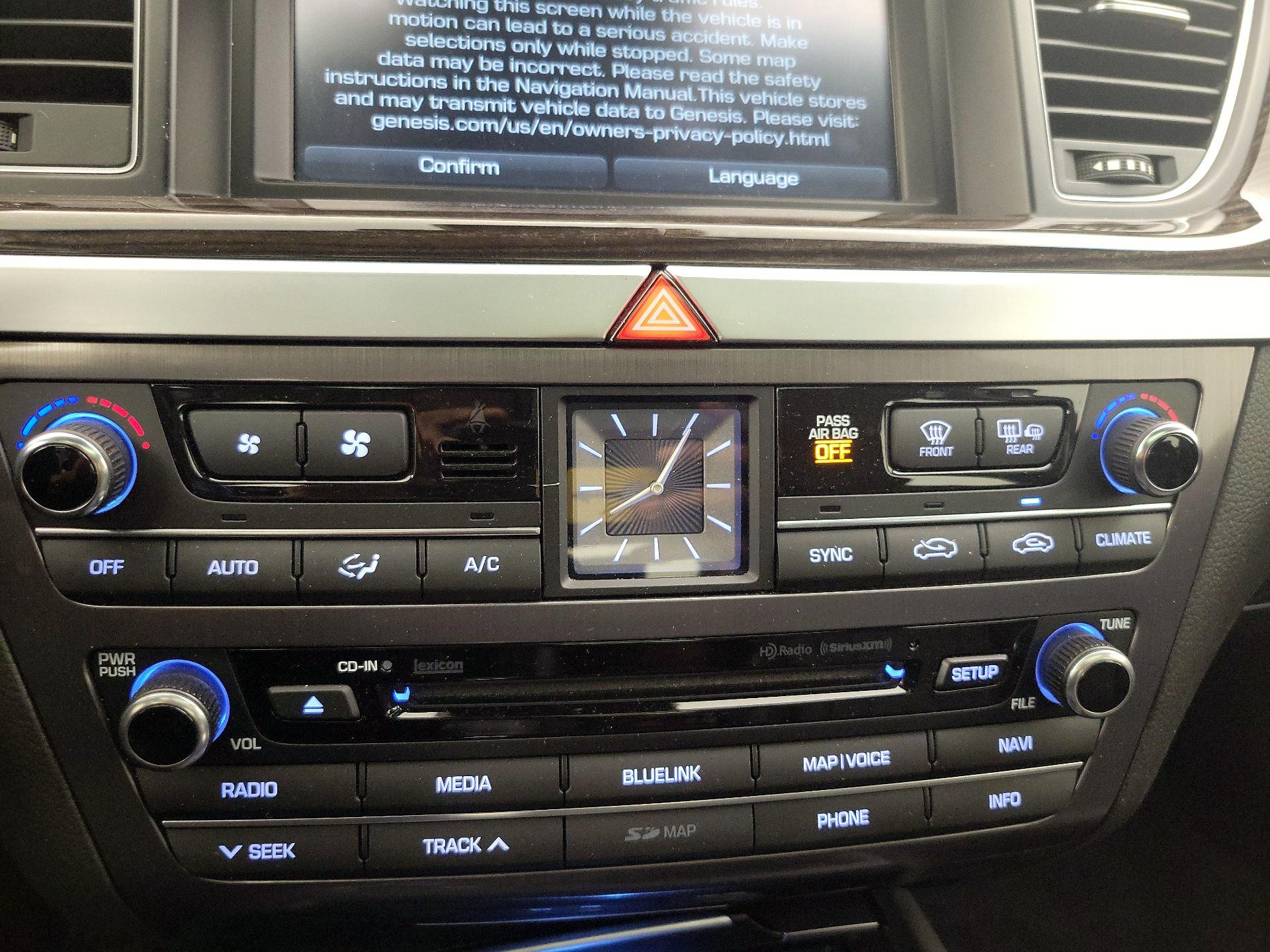 Thumbnail: 2016 Hyundai Genesis - 17