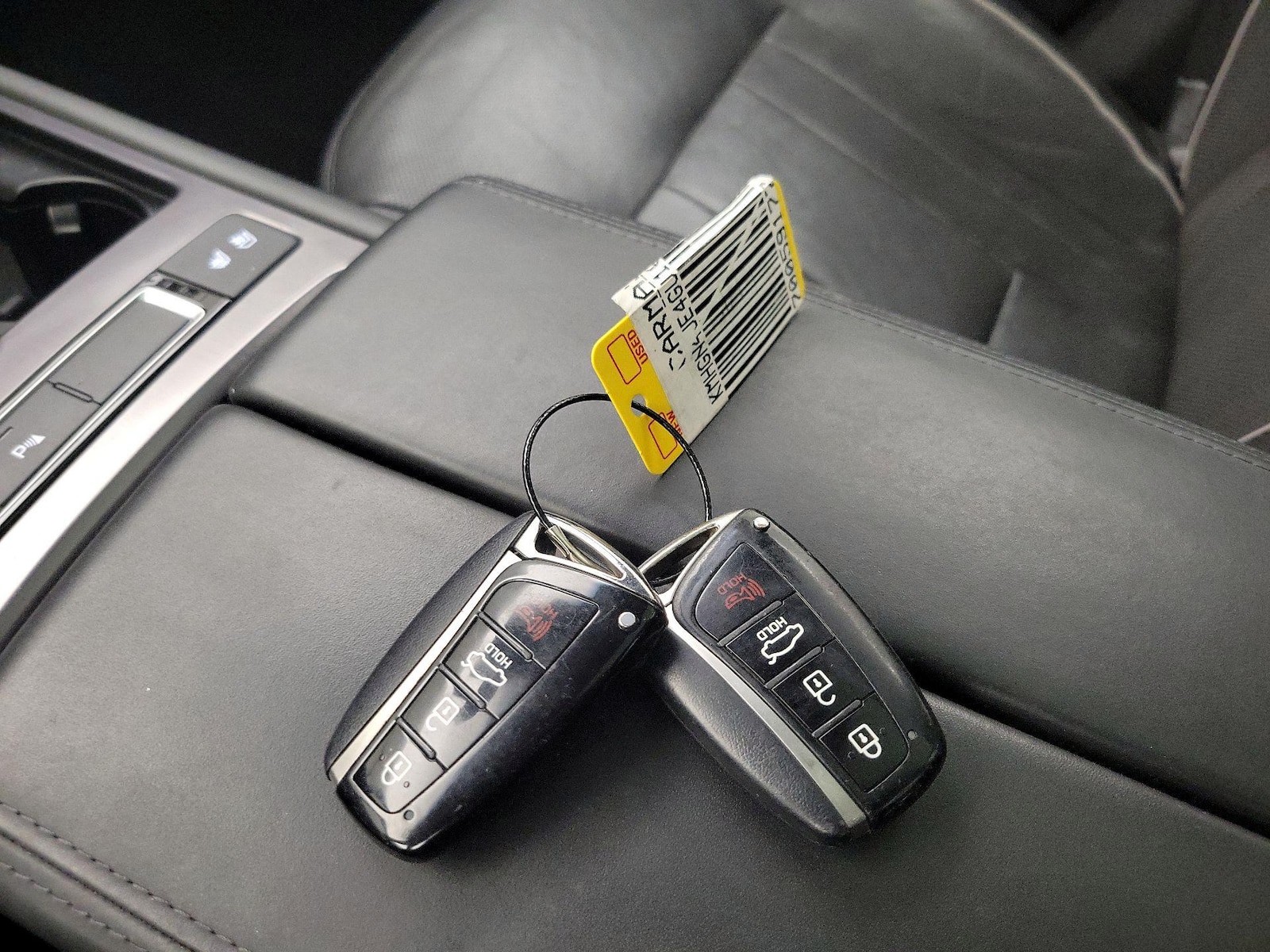 2016 Hyundai Genesis Base - Photo 26