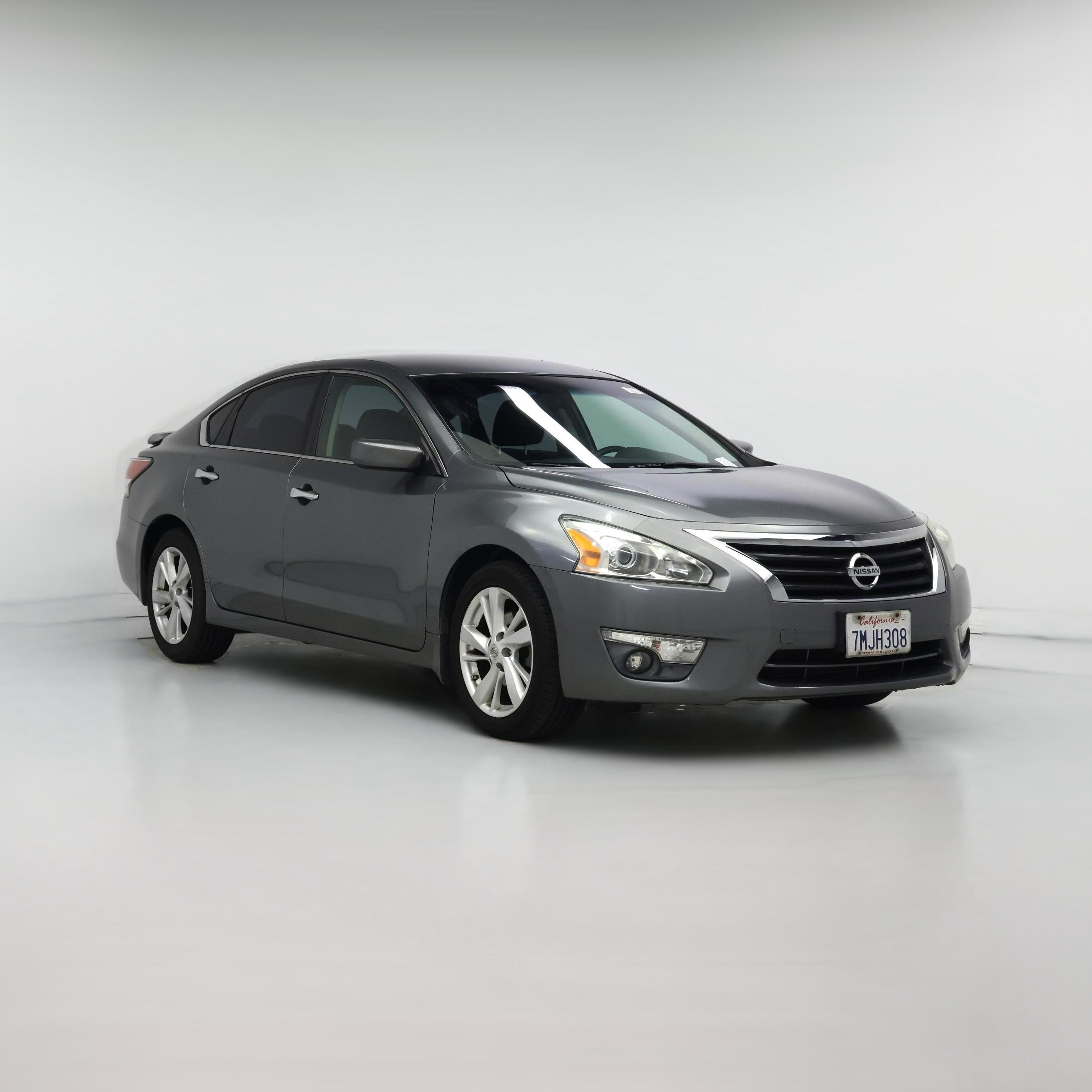 Thumbnail: 2015 Nissan Altima - 1