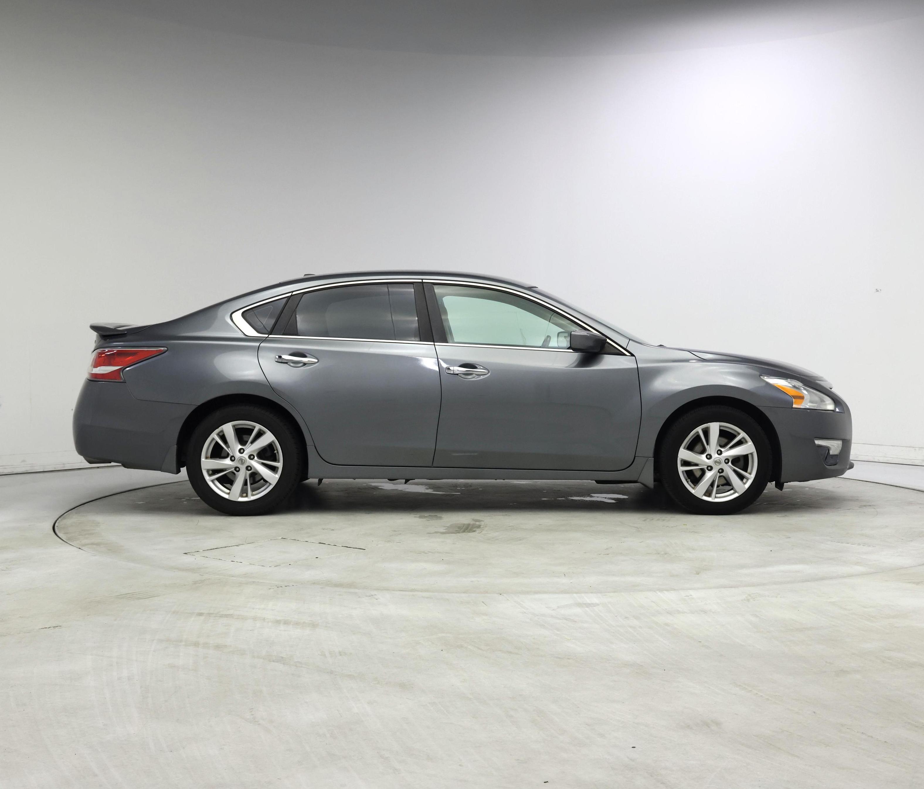 Thumbnail: 2015 Nissan Altima - 7