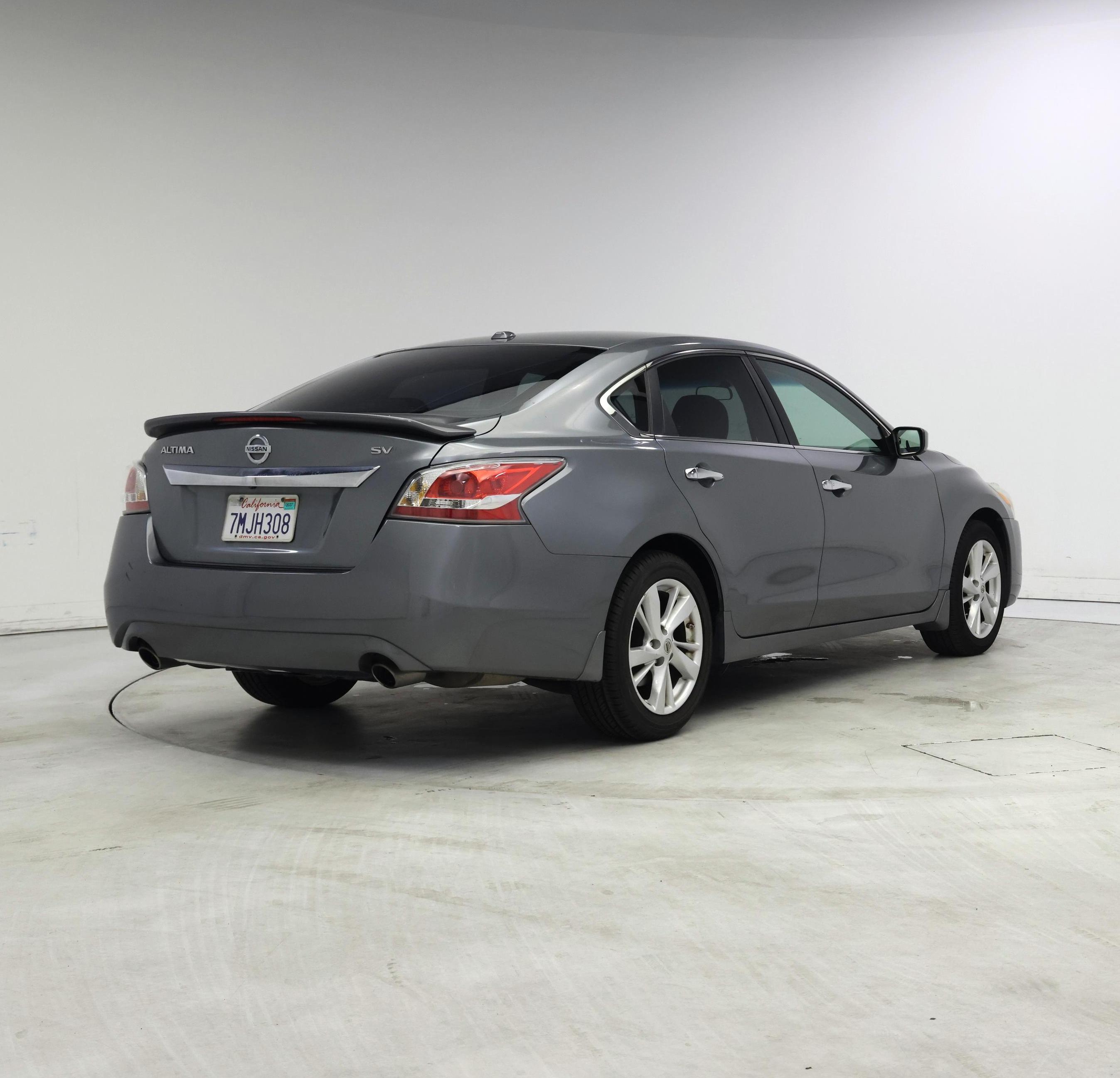 Thumbnail: 2015 Nissan Altima - 8