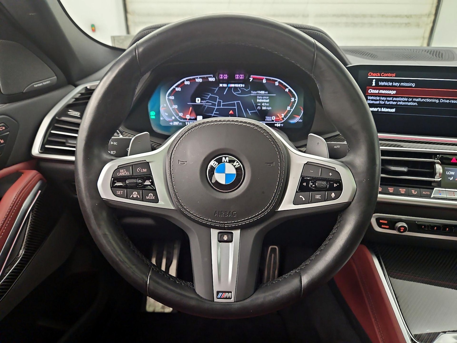 2022 BMW X6 M50i - Photo 11