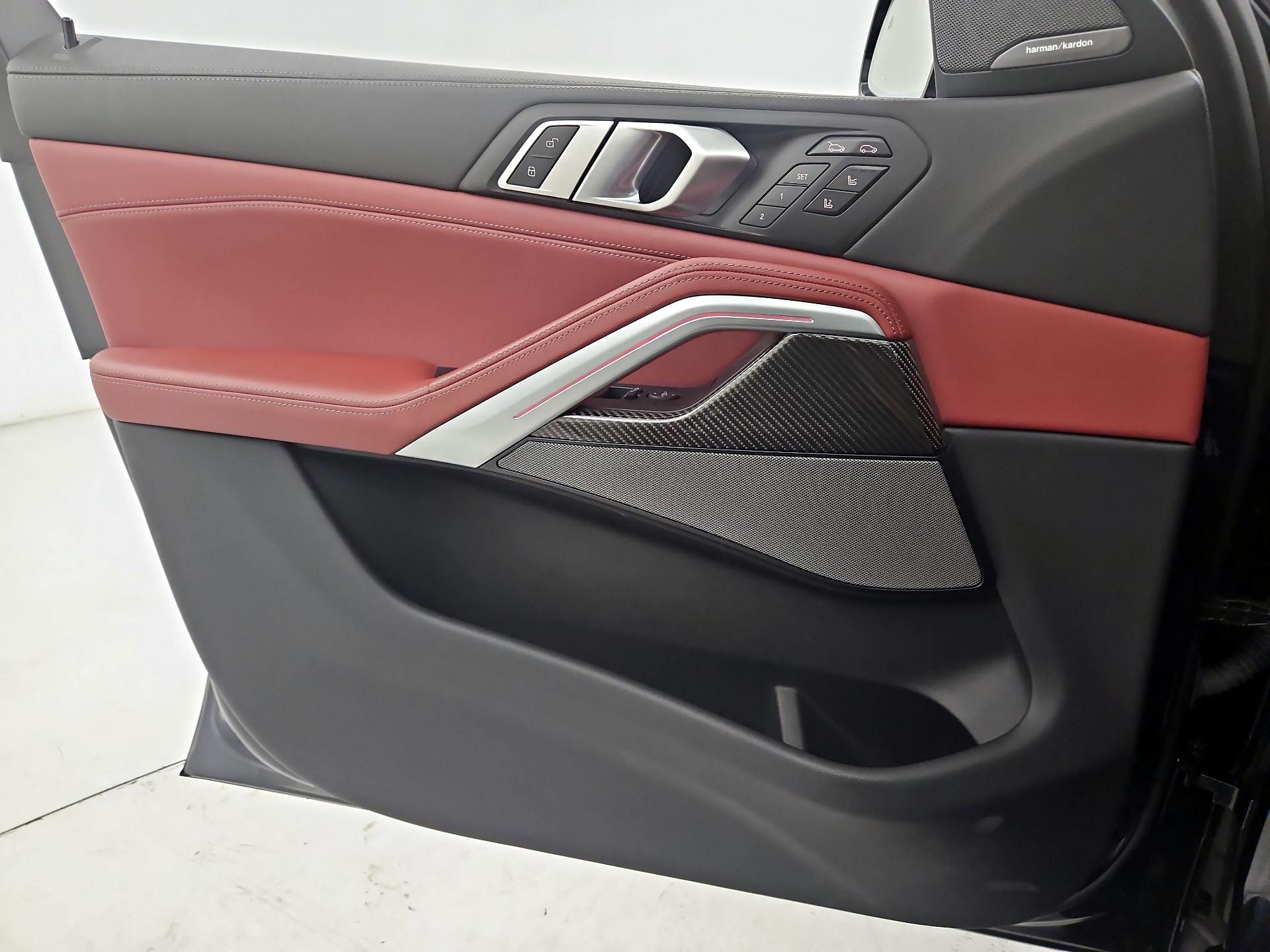 Thumbnail: 2022 BMW X6 - 12