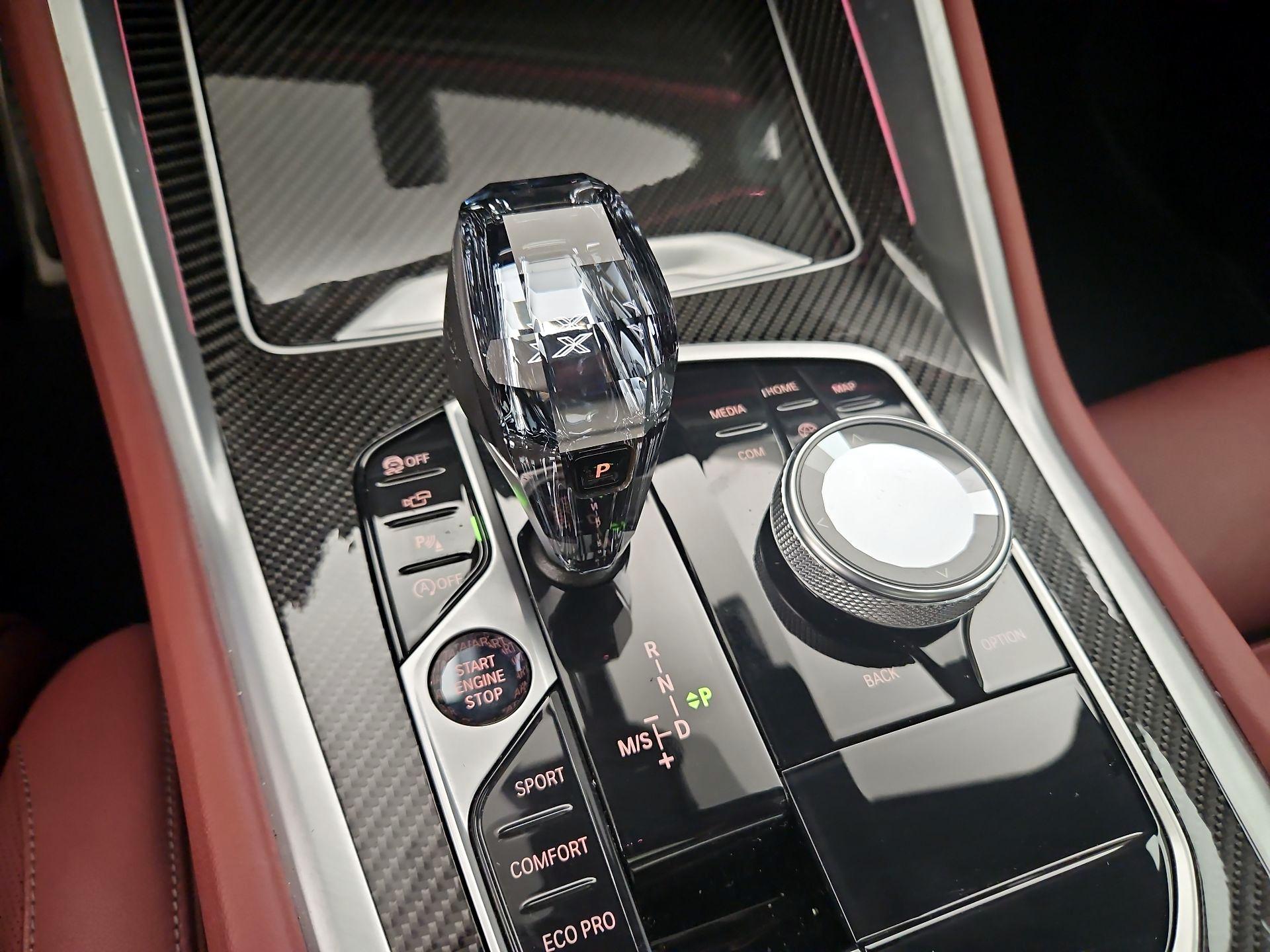 Thumbnail: 2022 BMW X6 - 18