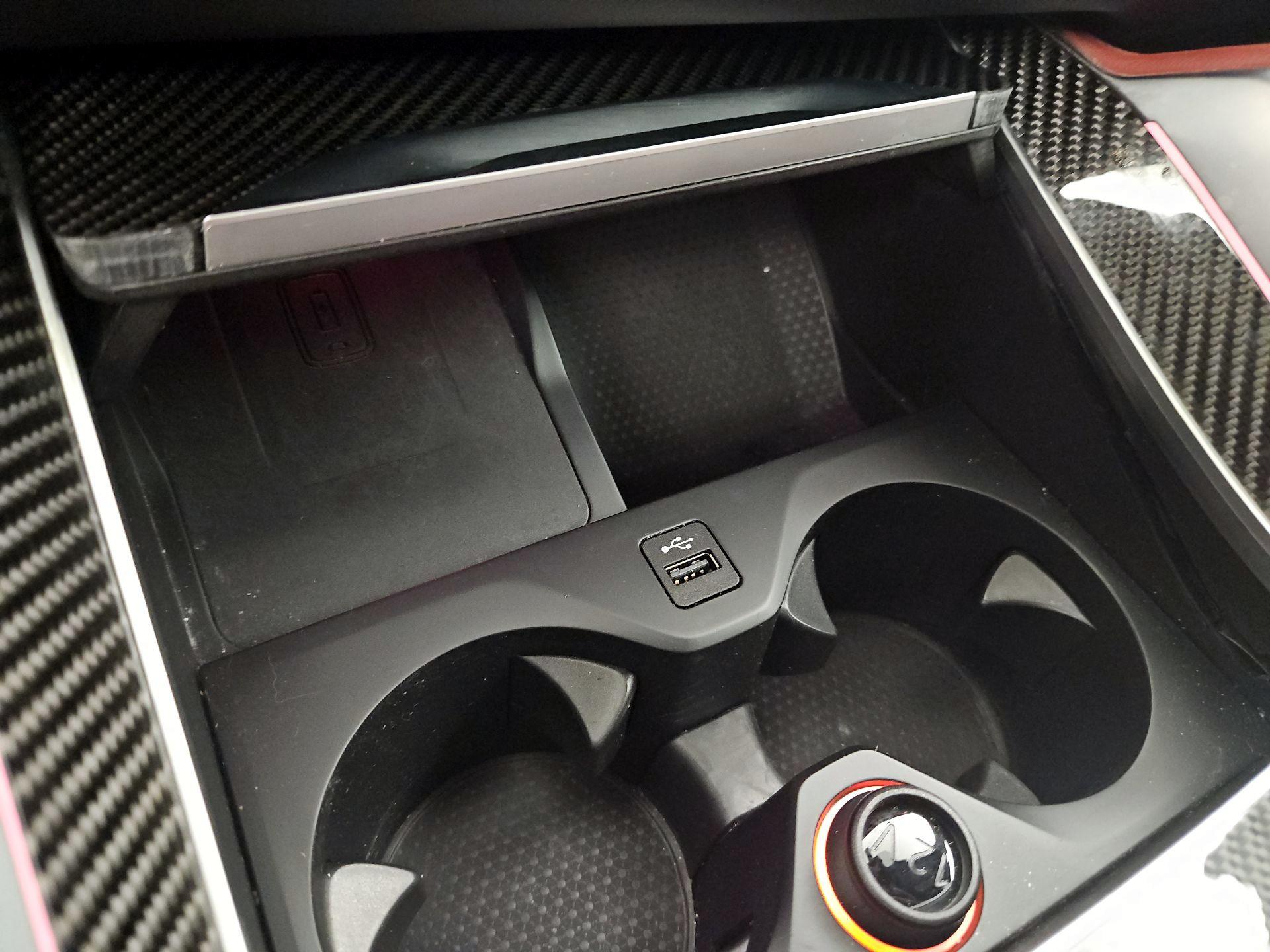 Thumbnail: 2022 BMW X6 - 19