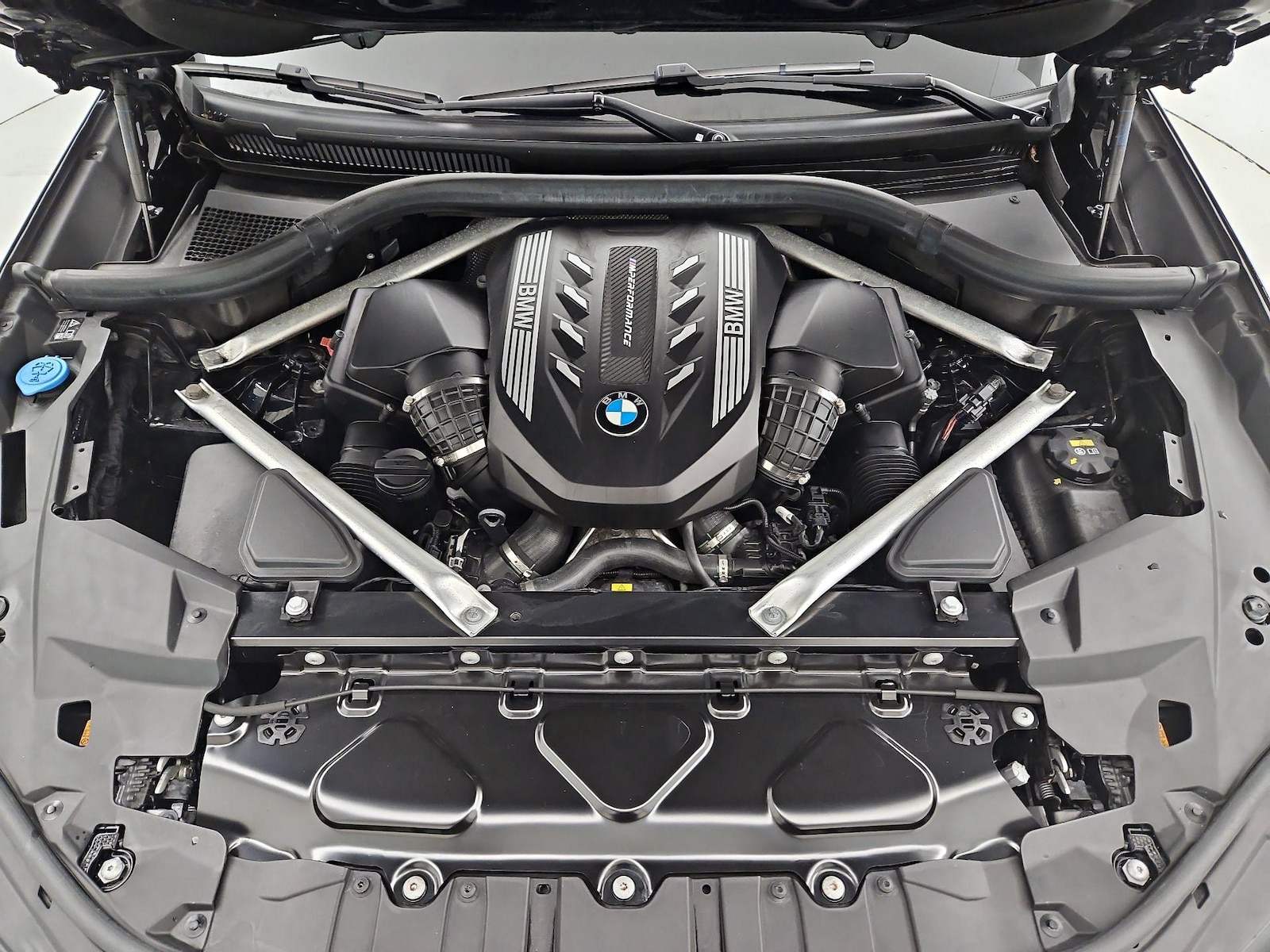 2022 BMW X6 M50i - Photo 24