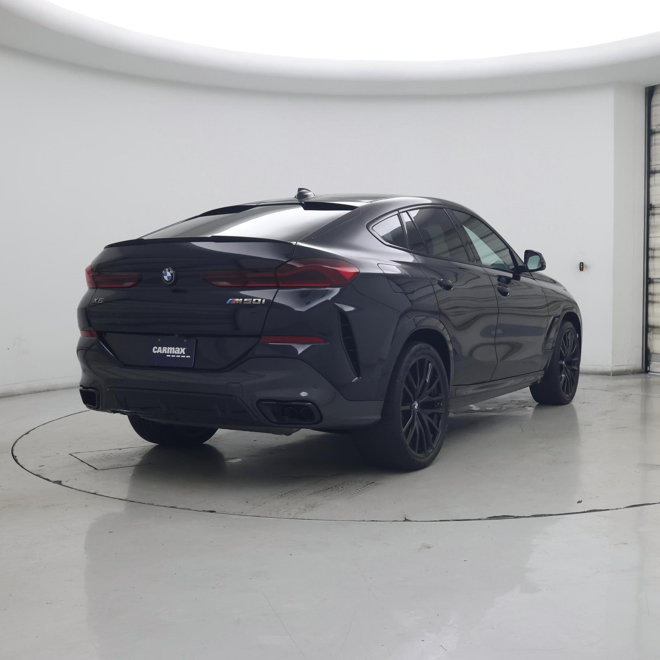 Thumbnail: 2022 BMW X6 - 8
