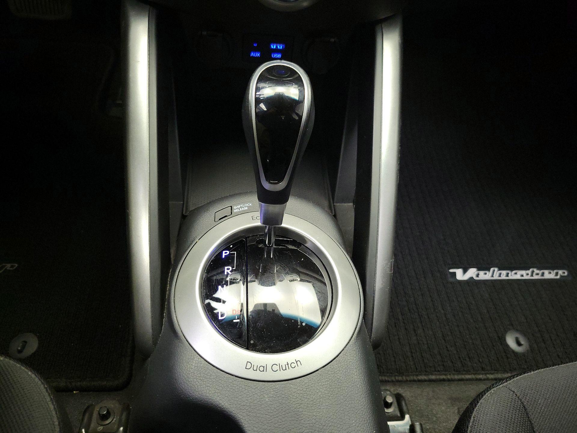 Thumbnail: 2017 Hyundai Veloster - 18