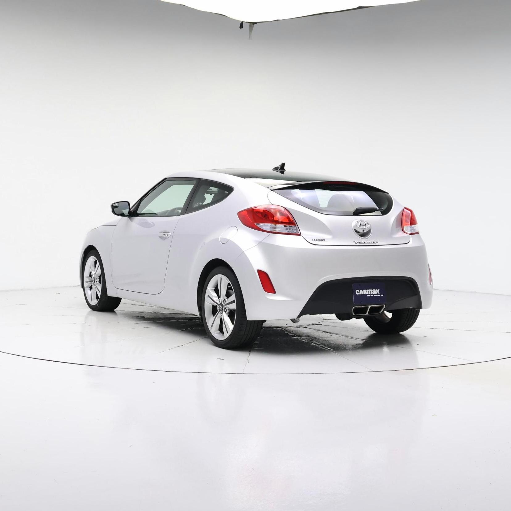 Thumbnail: 2017 Hyundai Veloster - 2