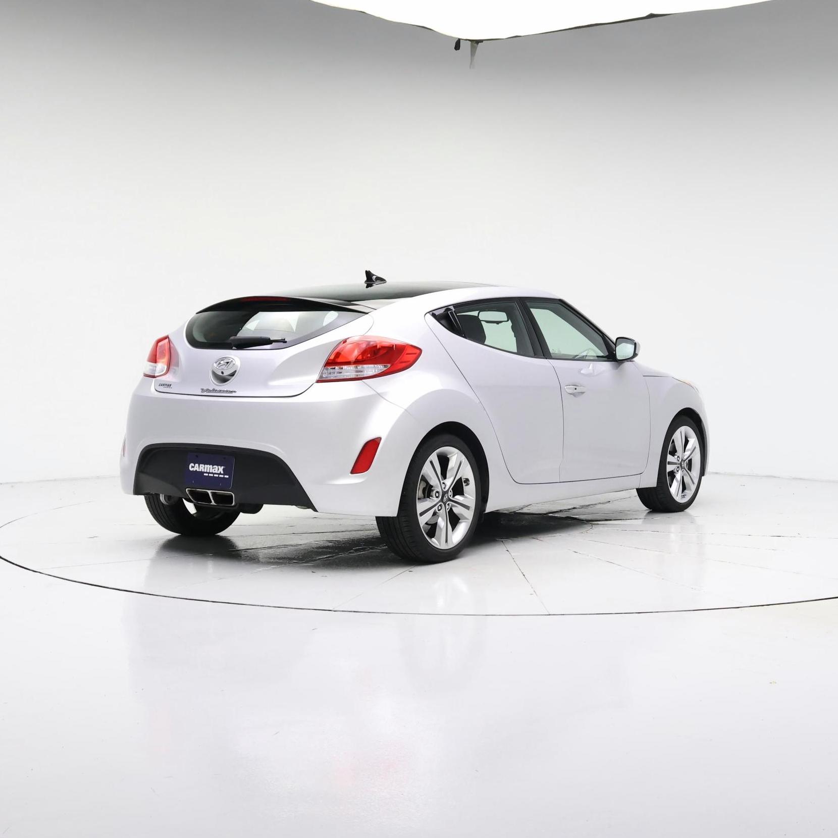 Thumbnail: 2017 Hyundai Veloster - 8