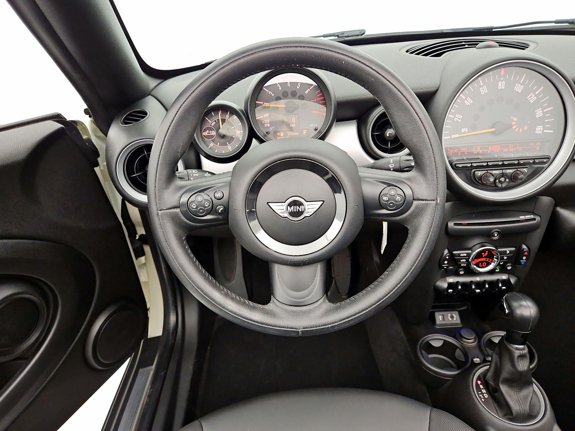 Thumbnail: 2015 MINI Cooper Roadster - 10