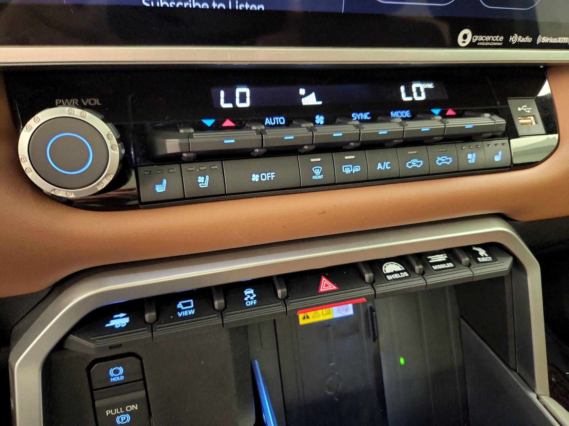 Thumbnail: 2023 Toyota Tundra - 17