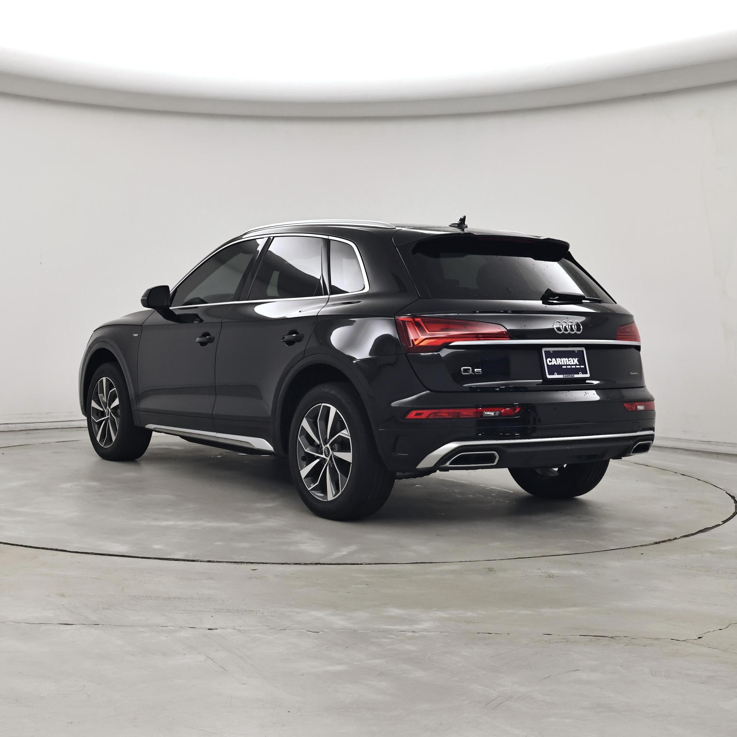 Thumbnail: 2023 Audi Q5 - 2