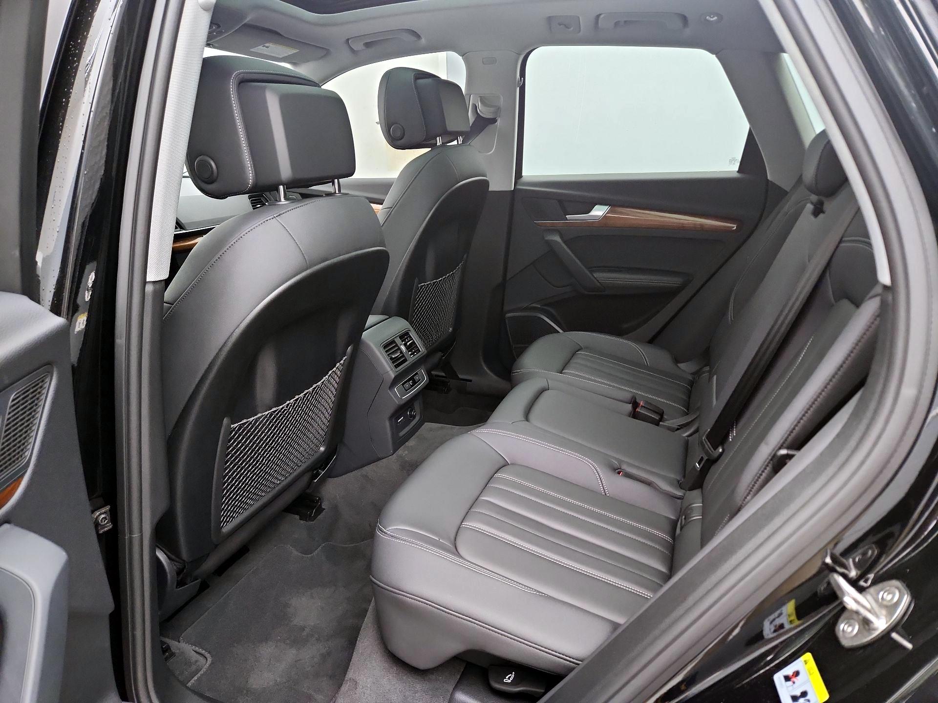 Thumbnail: 2023 Audi Q5 - 20