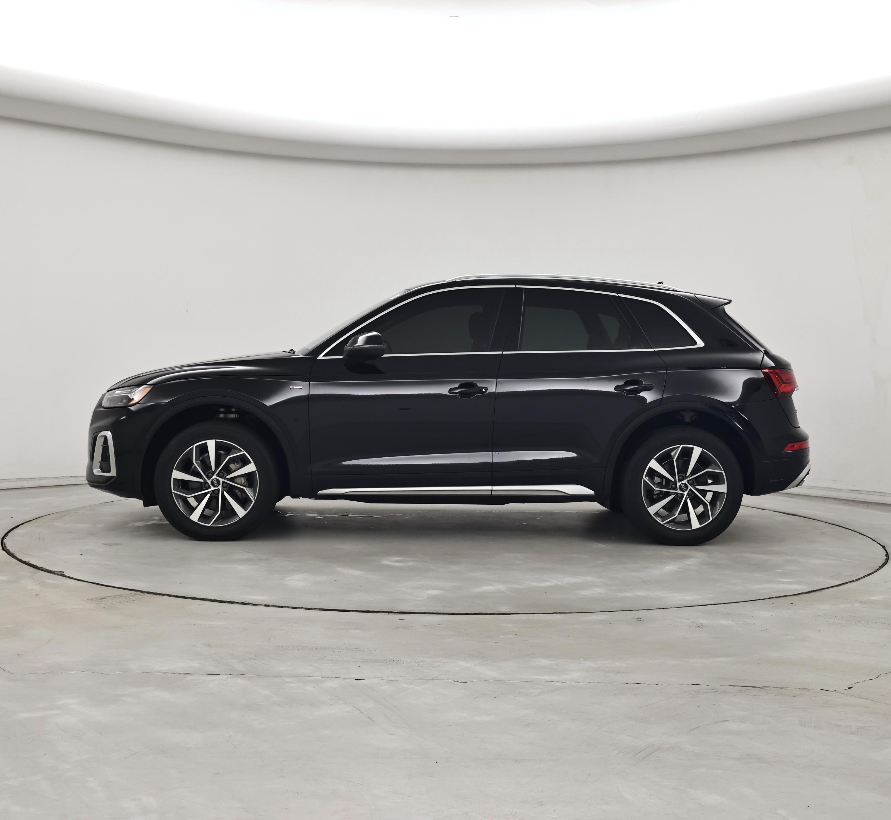 Thumbnail: 2023 Audi Q5 - 3