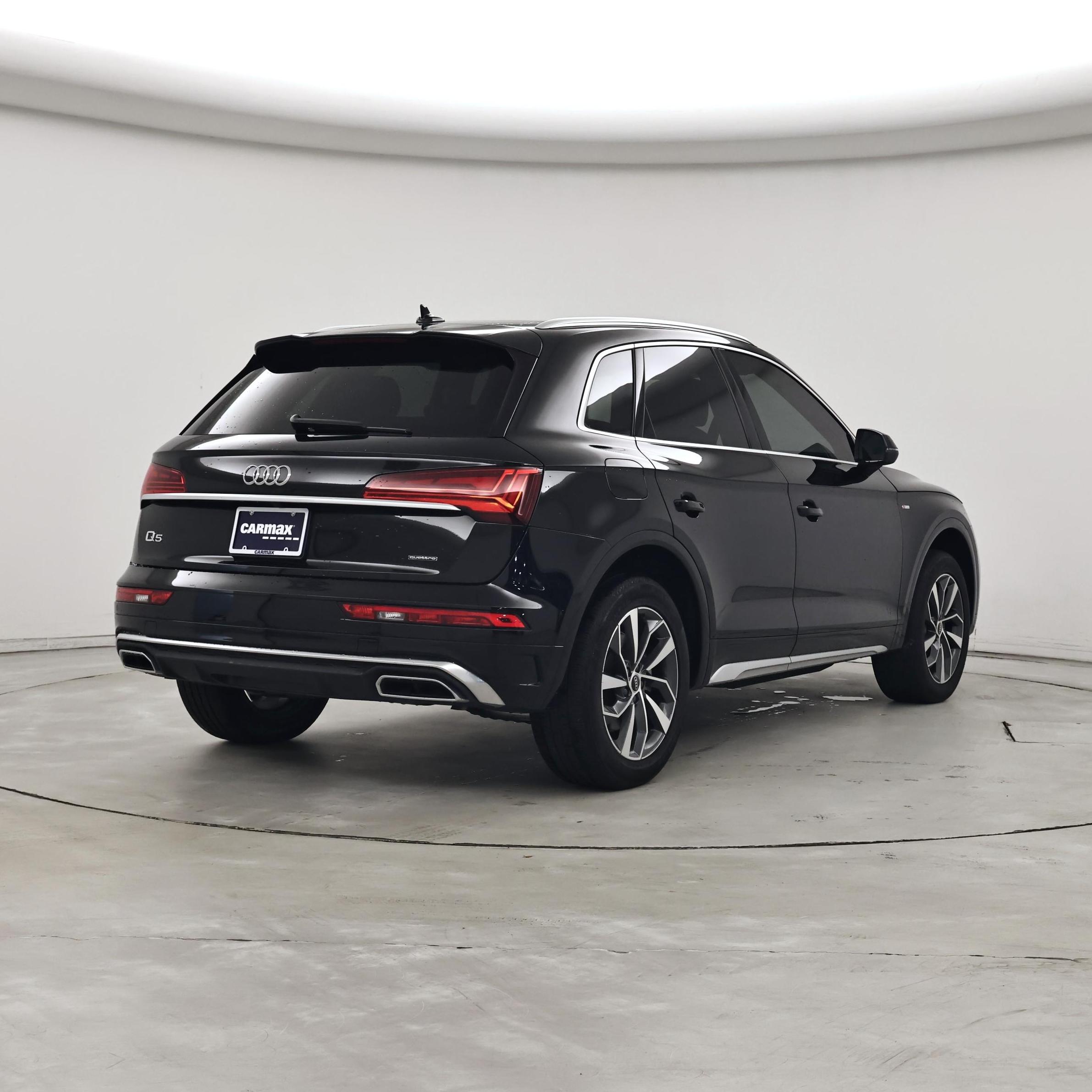 Thumbnail: 2023 Audi Q5 - 8