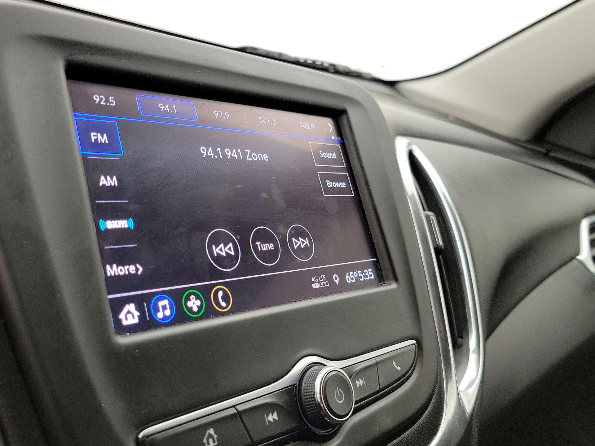 Thumbnail: 2021 Chevrolet Equinox - 15