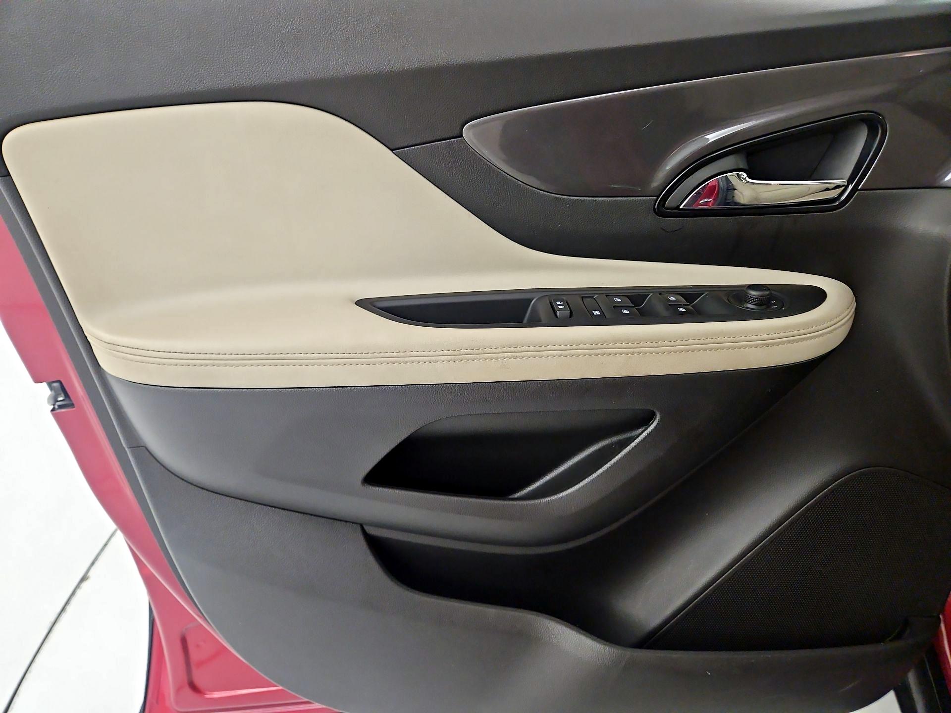 Thumbnail: 2019 Buick Encore - 10